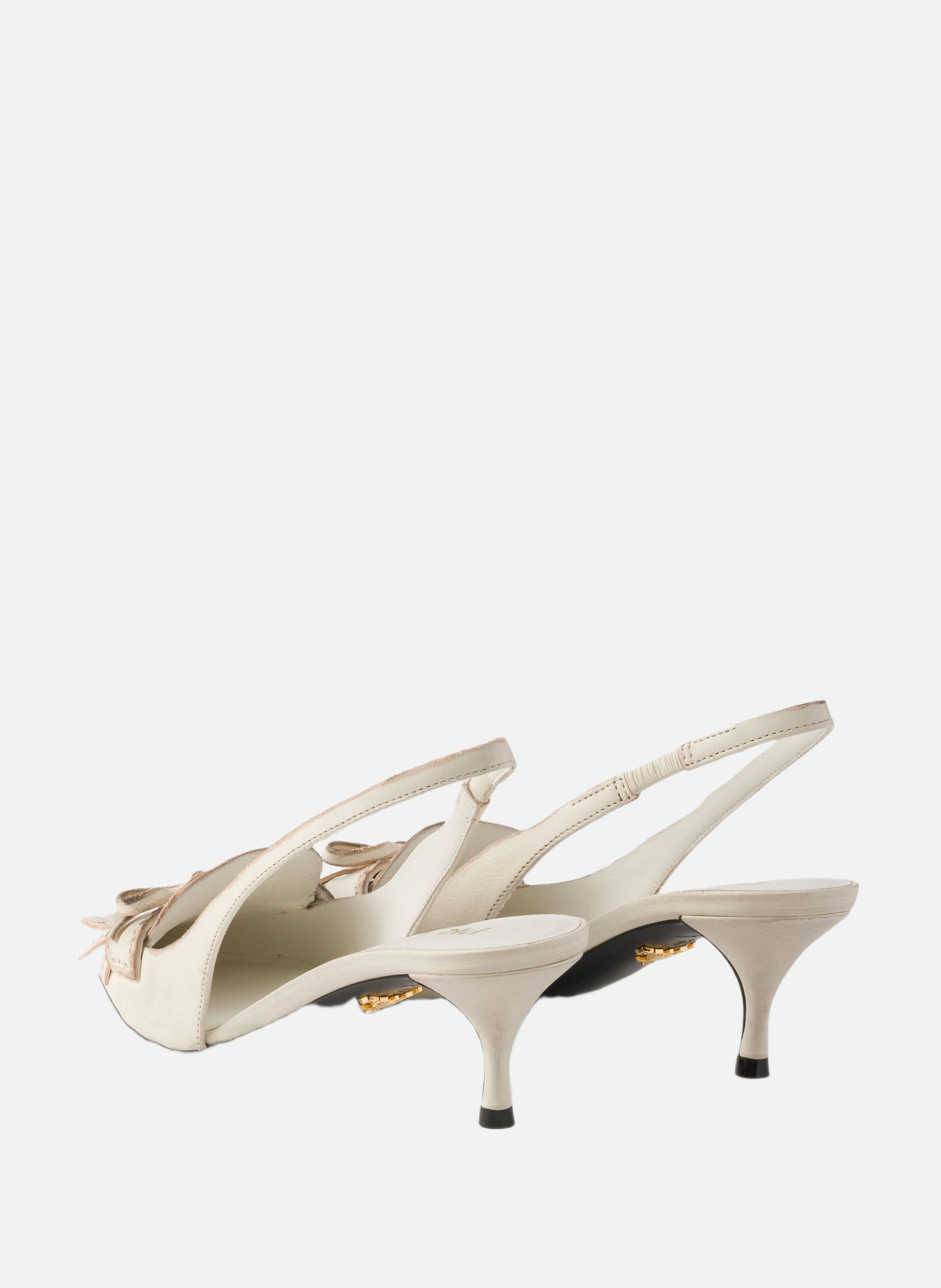 Escarpins à bride arrière en cuir PRADA Beige