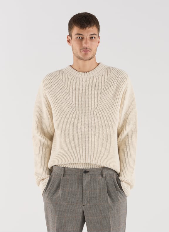 Pull Gamma col rond en alpaga et laine mélangés Beige by SAISON 1865 SAISON 1865 Pull Gamma col rond en alpaga et laine mélangés Beige