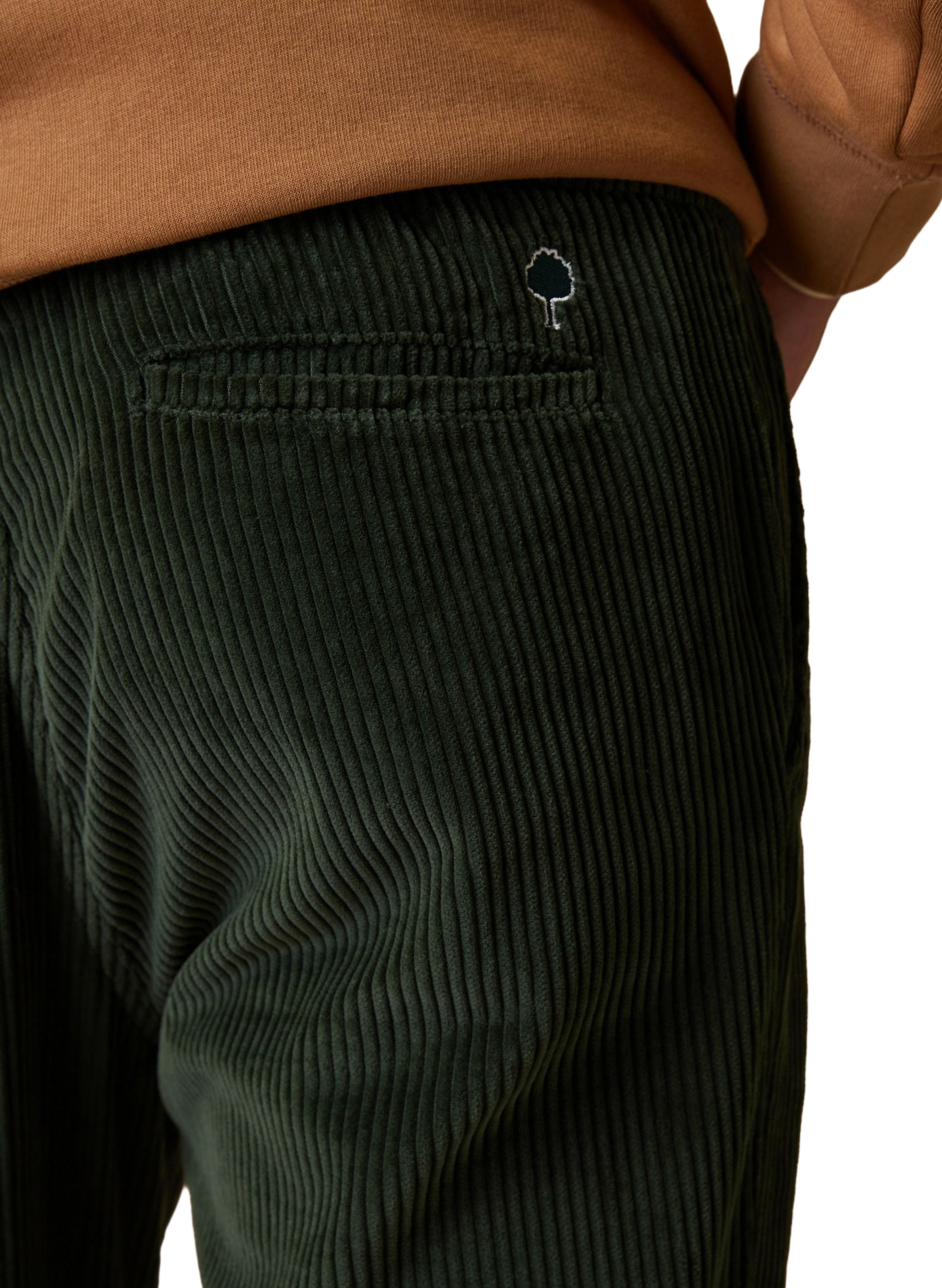 Pantalon droit en velours côtelé | Vert FAGUO Homme