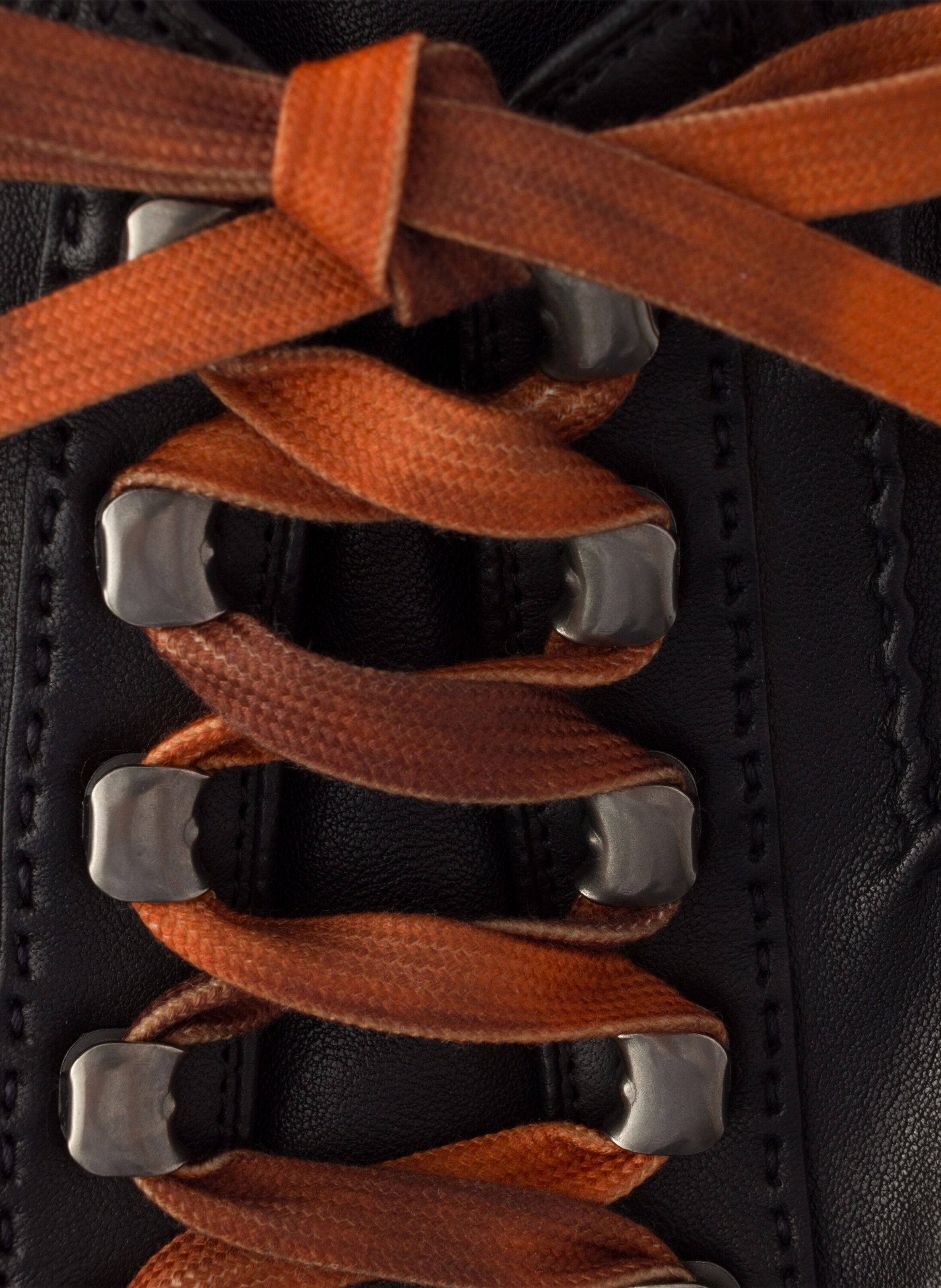 Baskets collapse en cuir nappa vieilli avec croche PRADA Noir