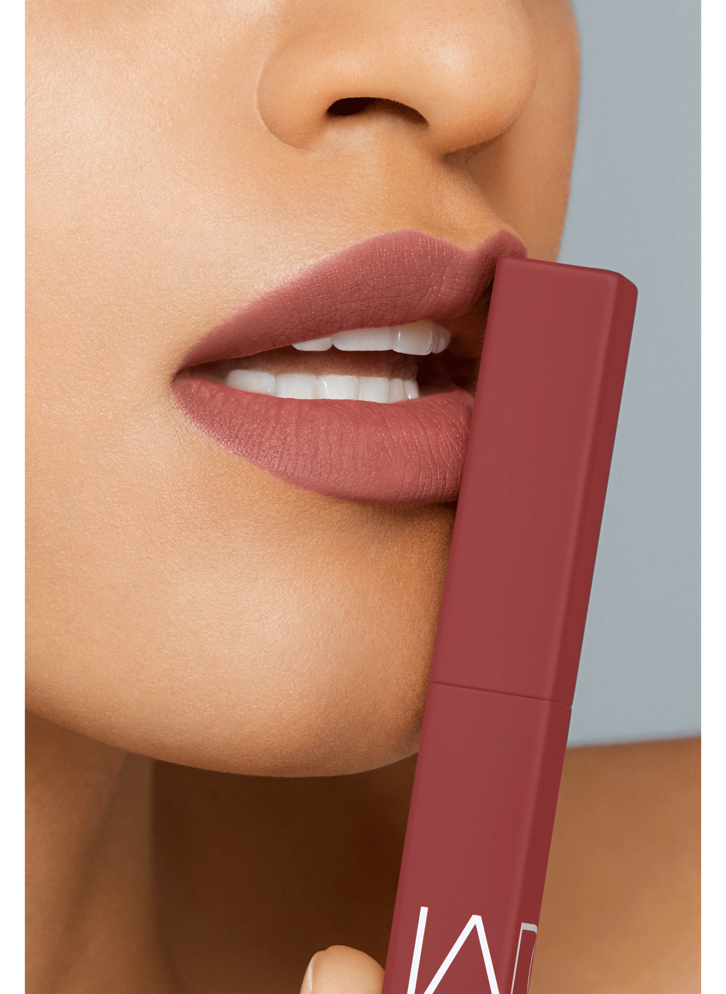 Powermatte lipstick NARS Thunder kiss