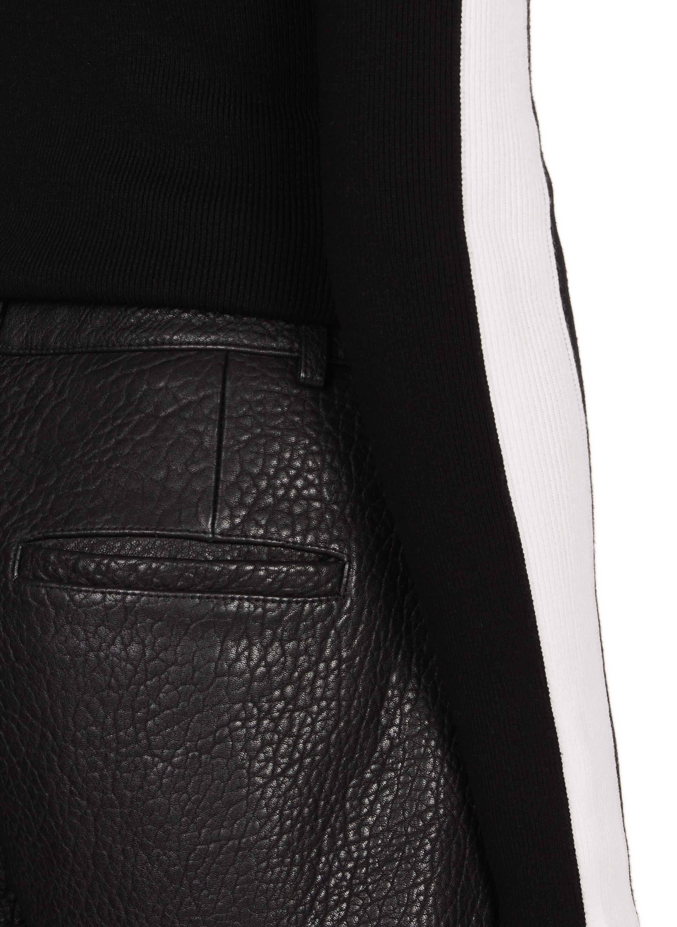 Leather Bermuda shorts SAISON 1865 Black