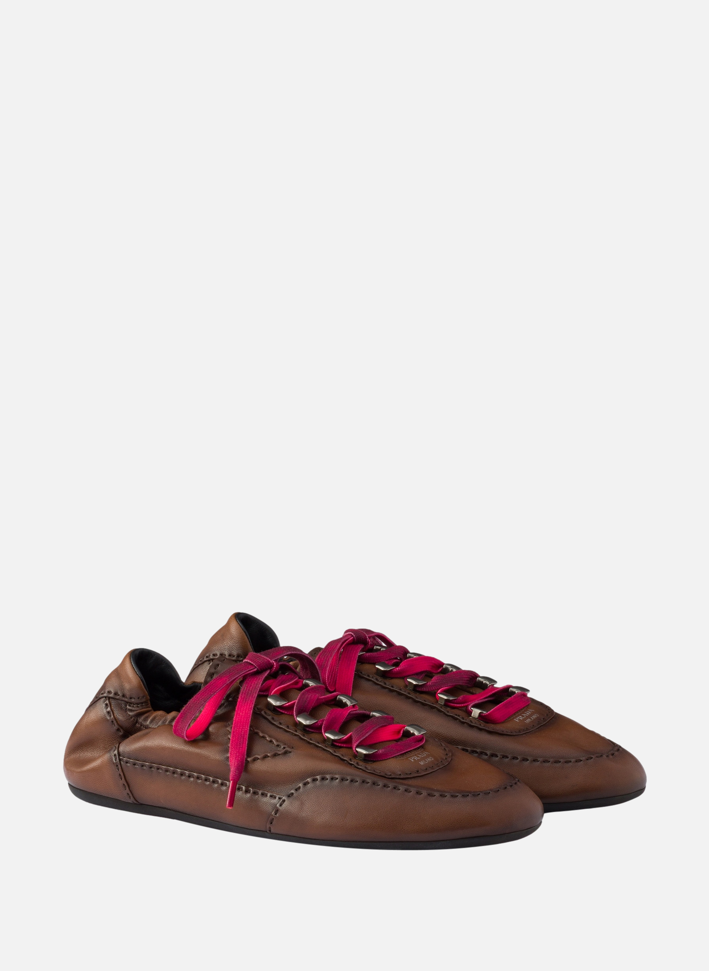 Baskets collapse en cuir nappa vieilli avec croche PRADA Marron