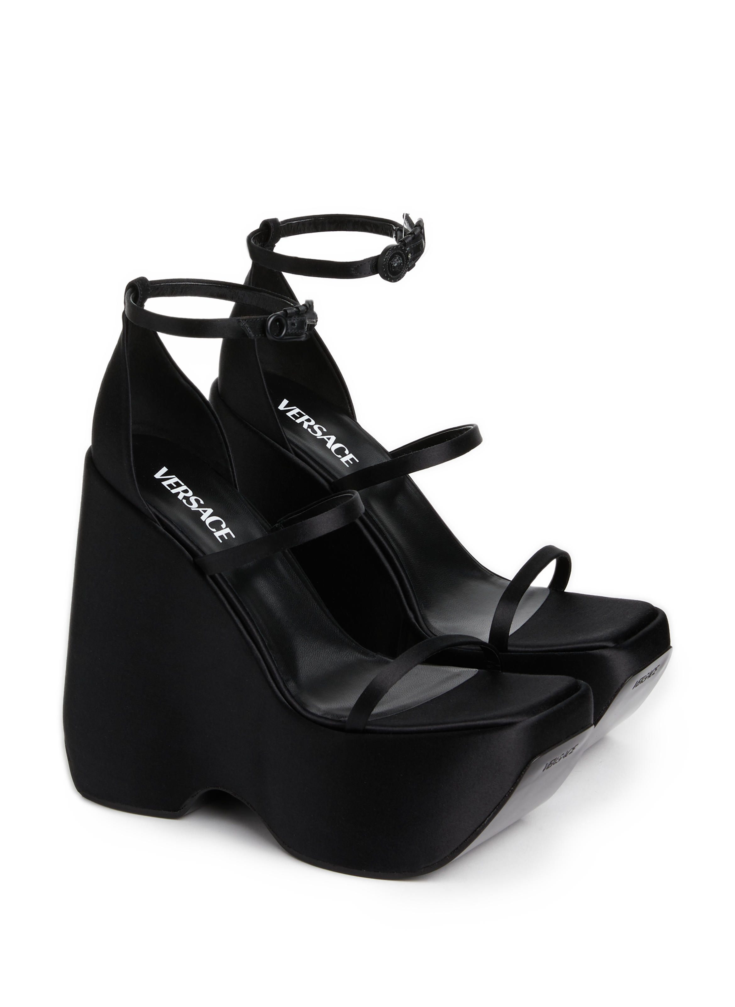 Sandales Triplatform satinées