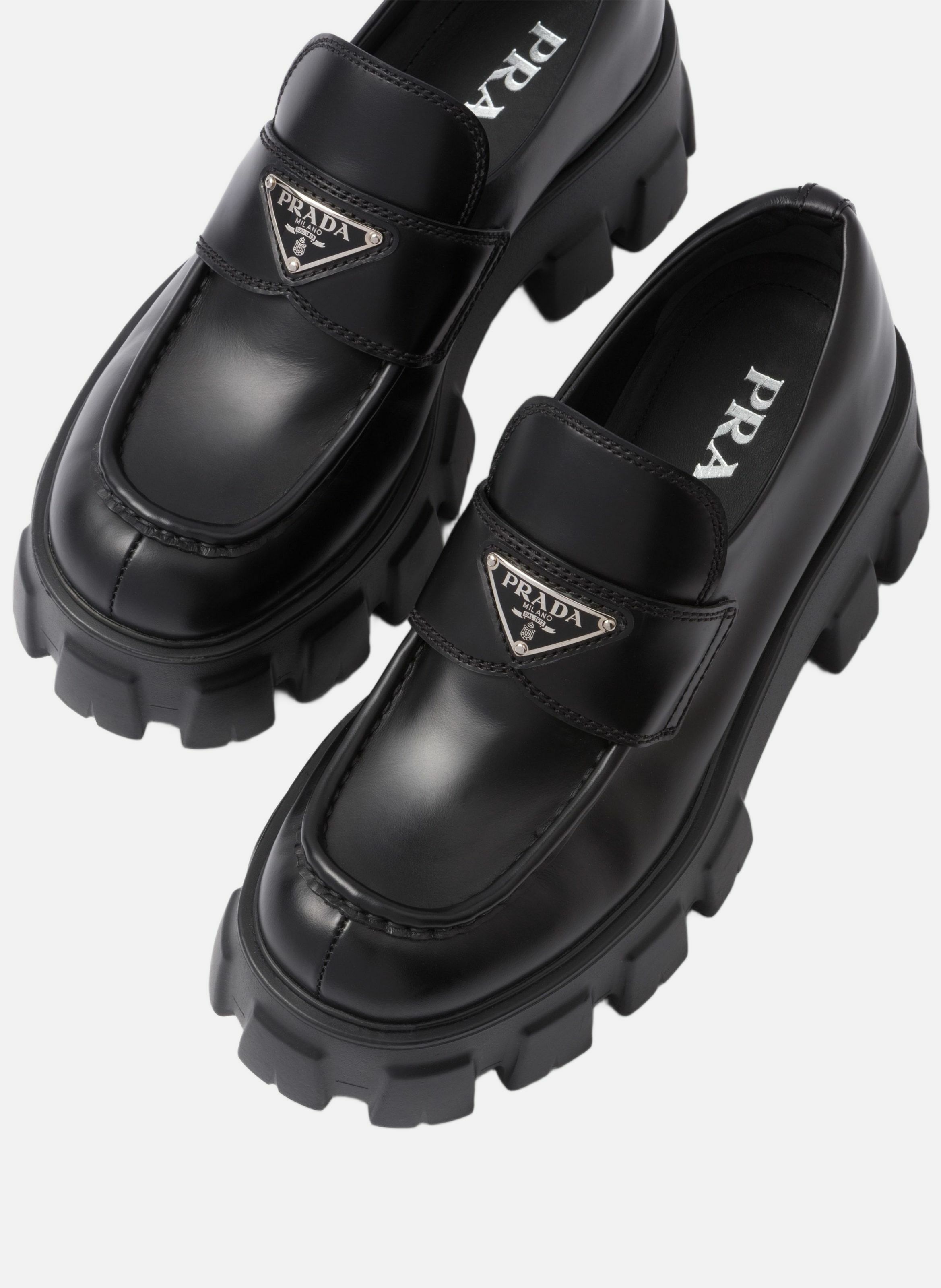 Mocassins monolith en cuir brossé Noir