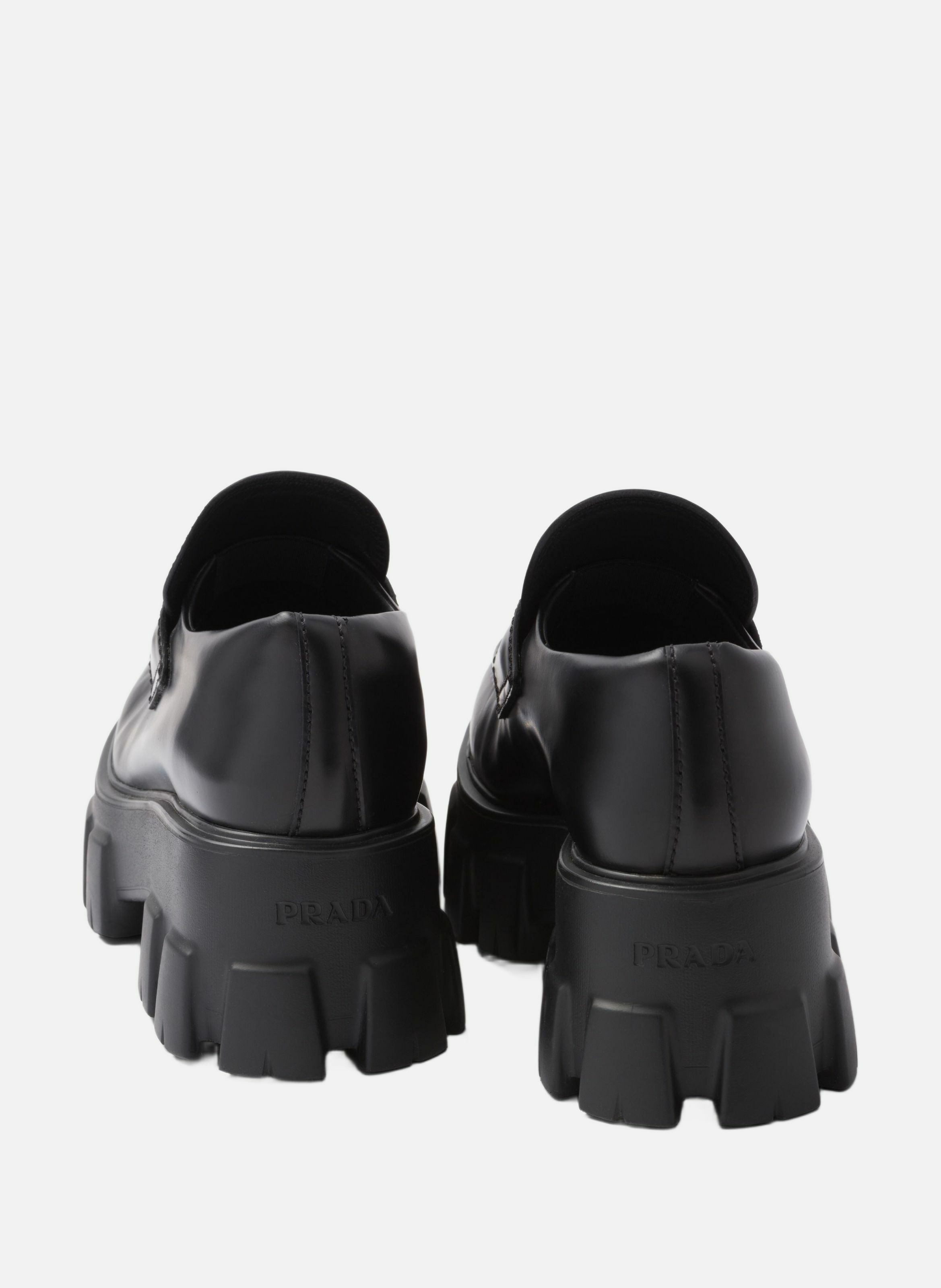 Mocassins monolith en cuir brossé Noir