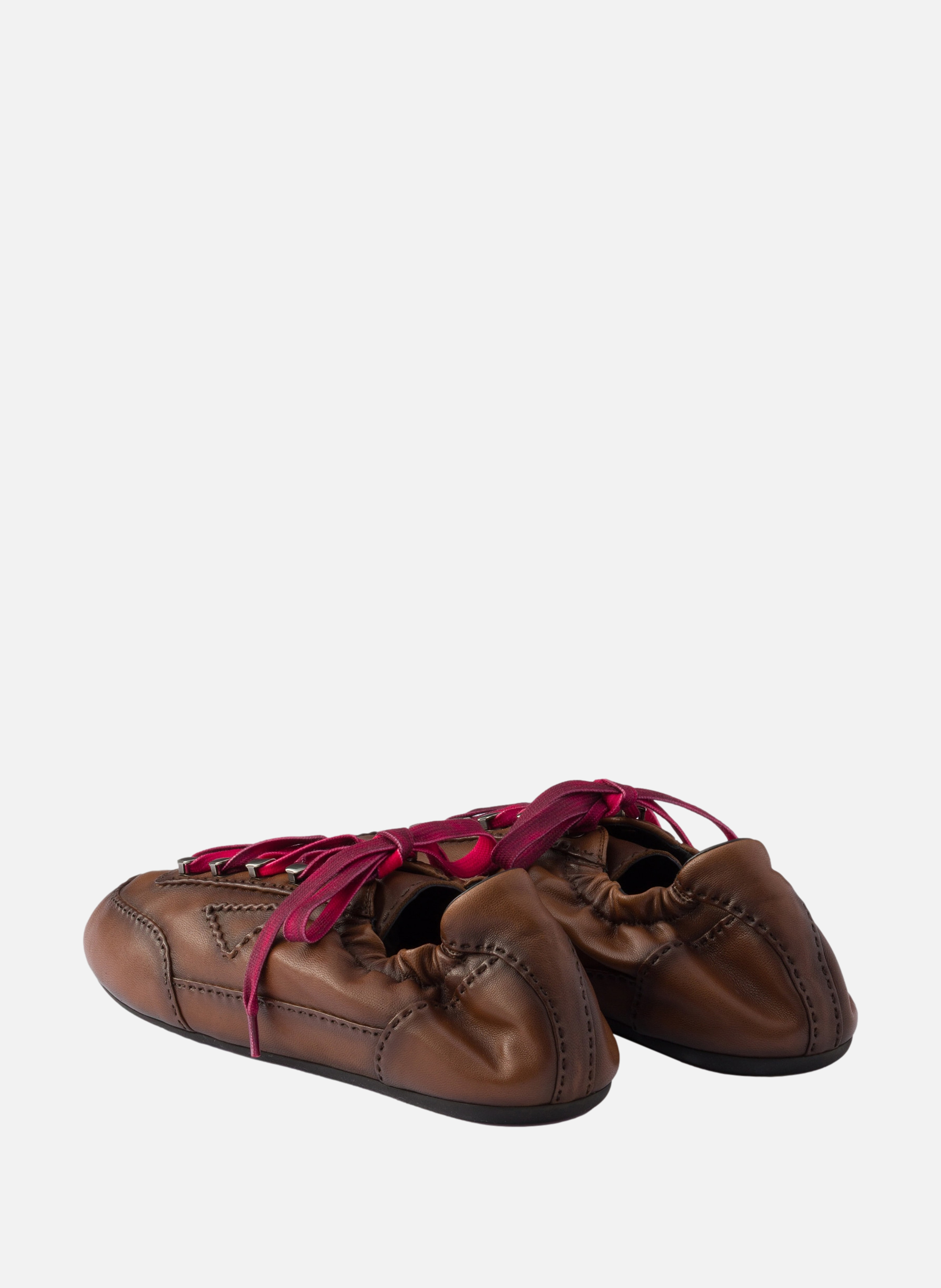 Baskets collapse en cuir nappa vieilli avec croche PRADA Marron
