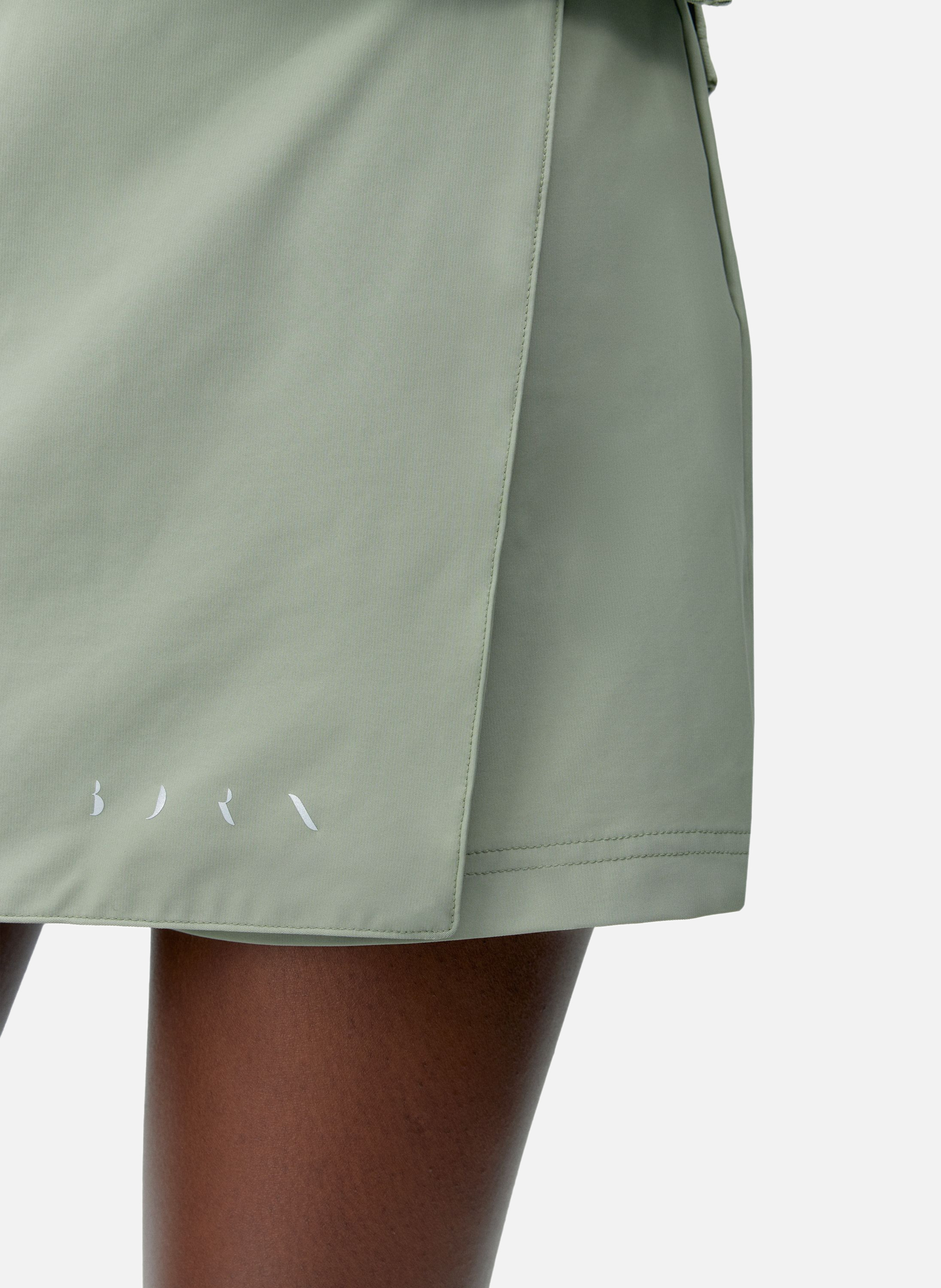 Jupe de sport performance valley BORN LIVING YOGA Vert