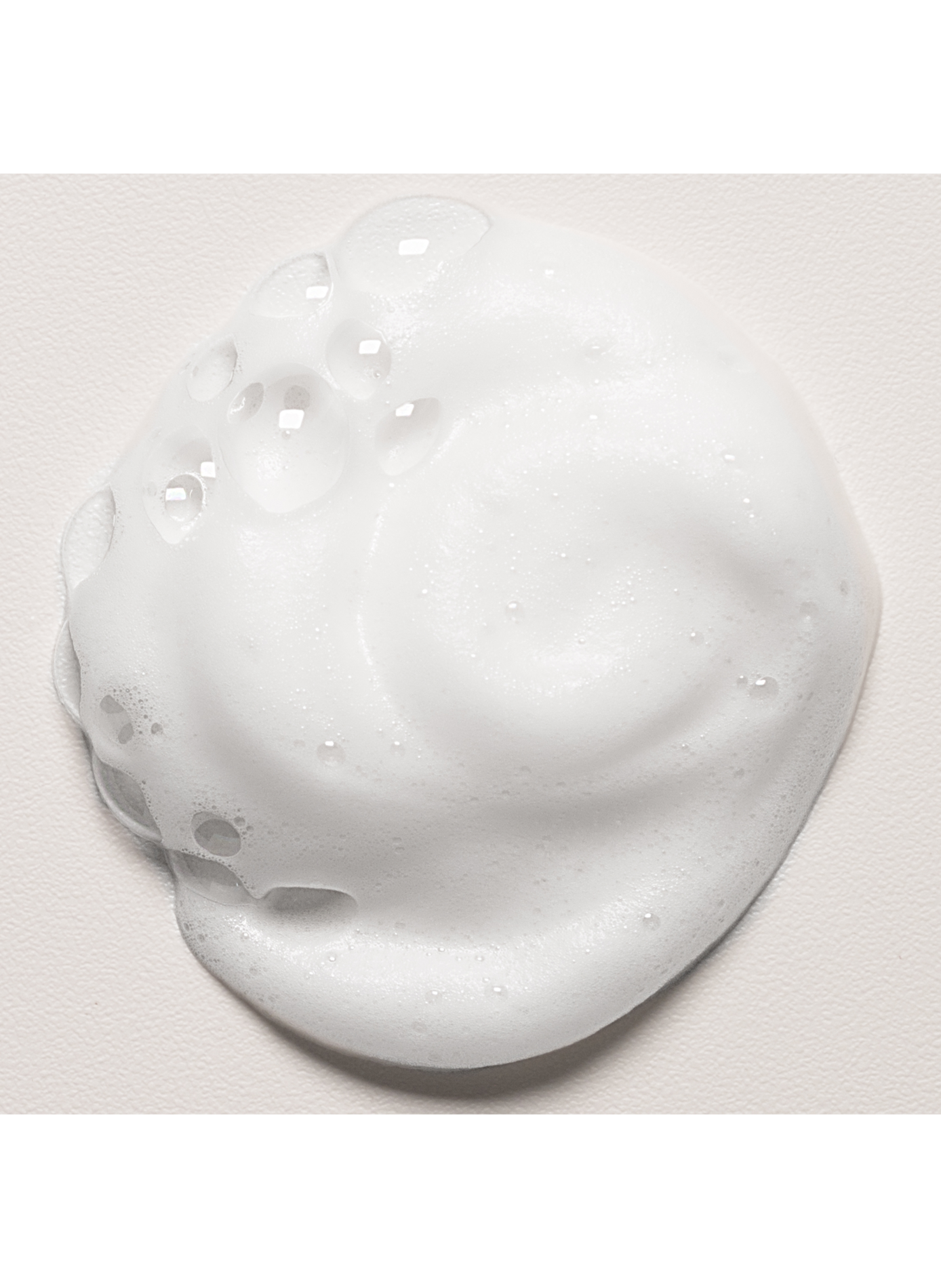 Hallo Soufflé. DAVINES No color