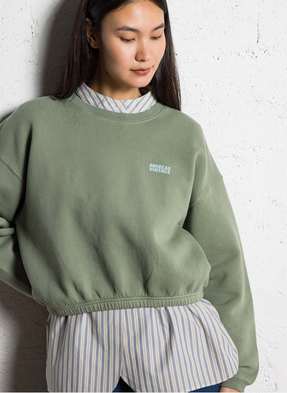 Sweat court col rond en coton mélangé izubird Vert by AMERICAN VINTAGE AMERICAN VINTAGE Sweat court col rond en coton mélangé izubird Vert