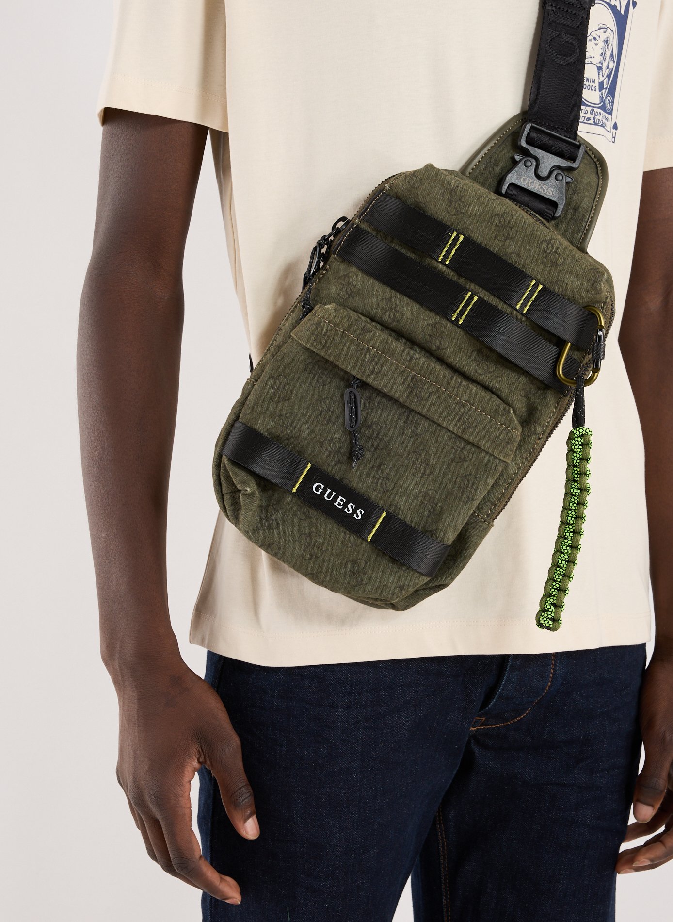 Sac à bandoulière à logo en coton GUESS Kaki