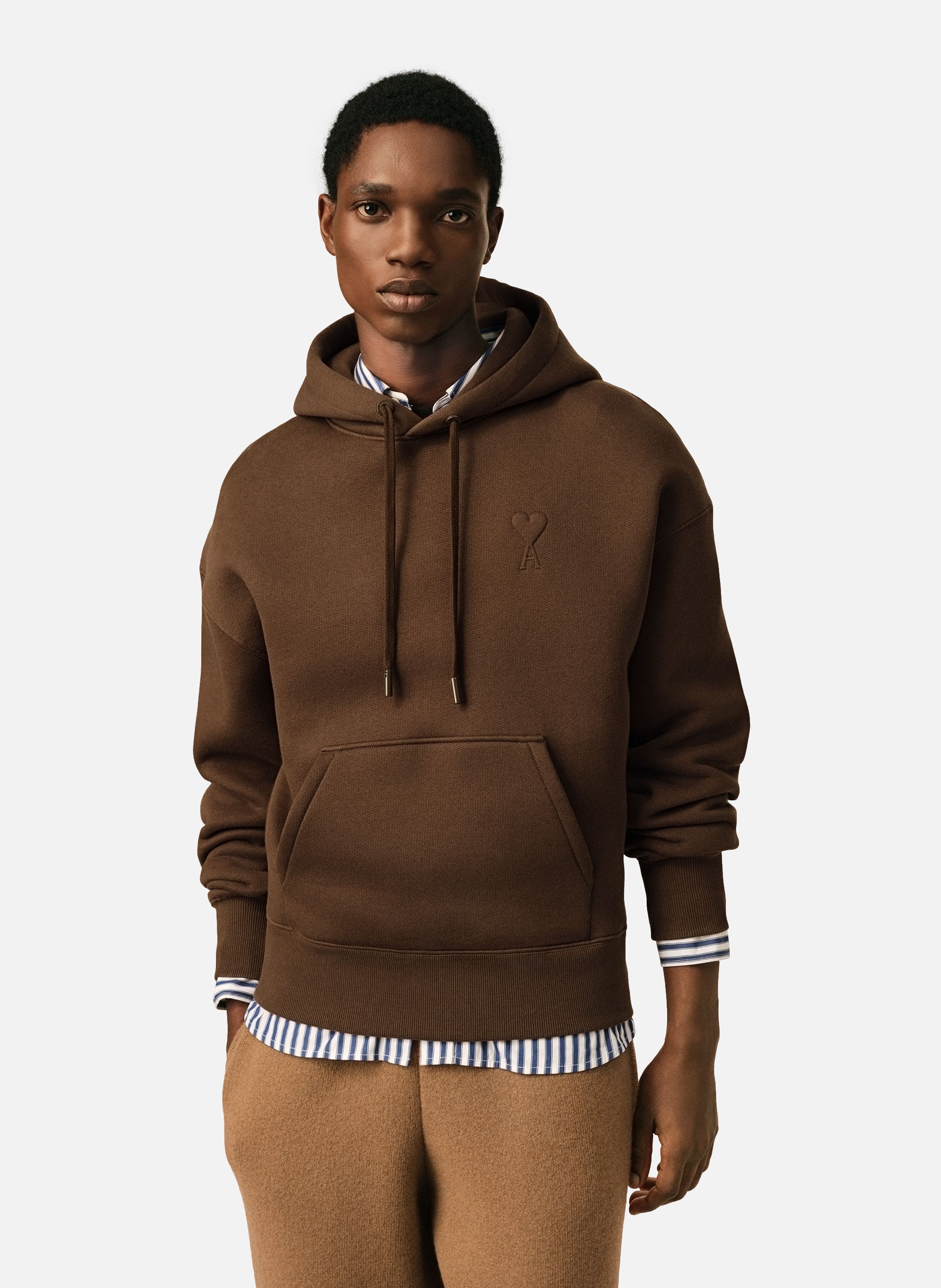 Hoodie unisexe en coton ami de coeur embossé AMI PARIS Marron