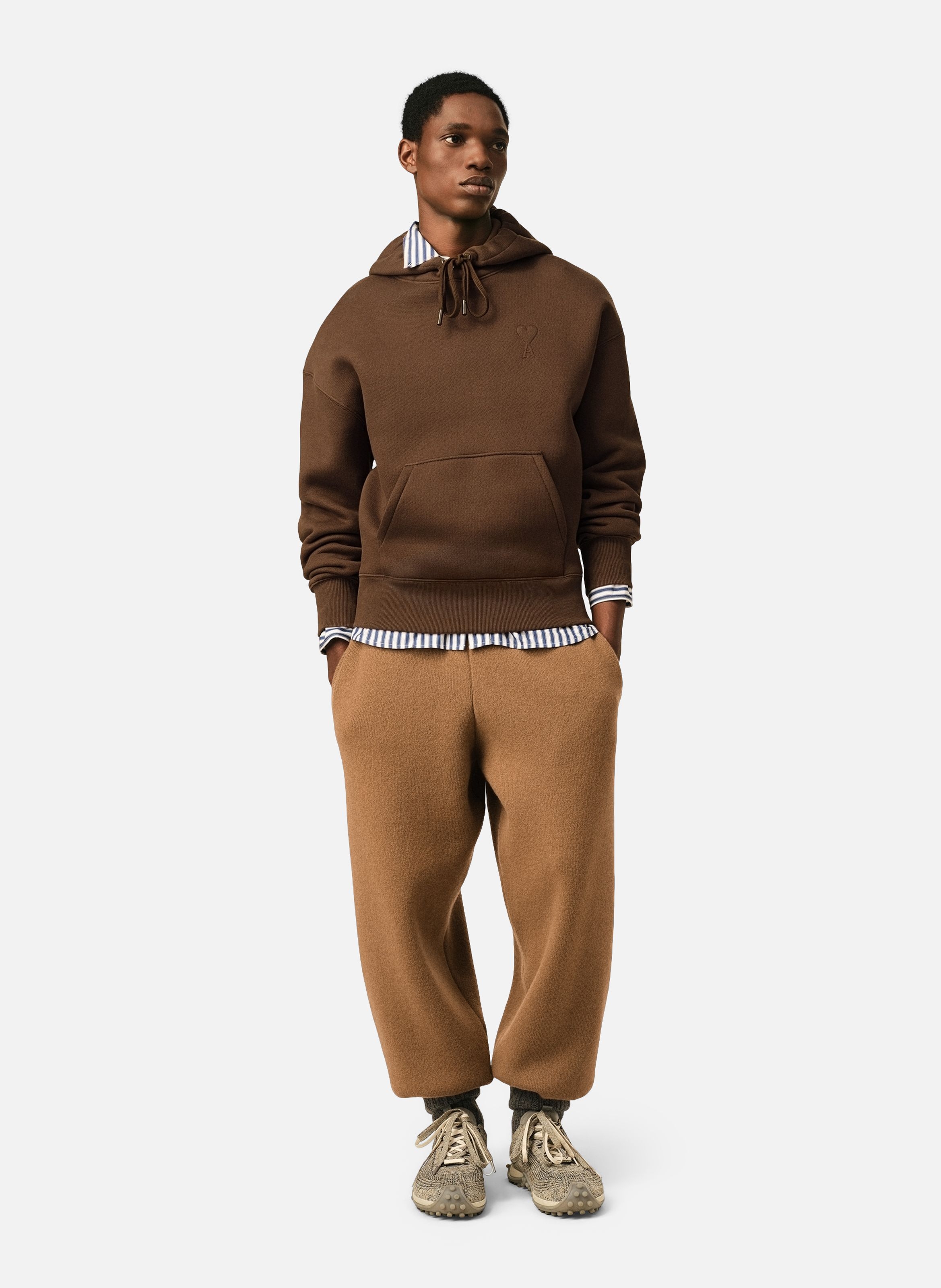 Hoodie unisexe en coton ami de coeur embossé AMI PARIS Marron