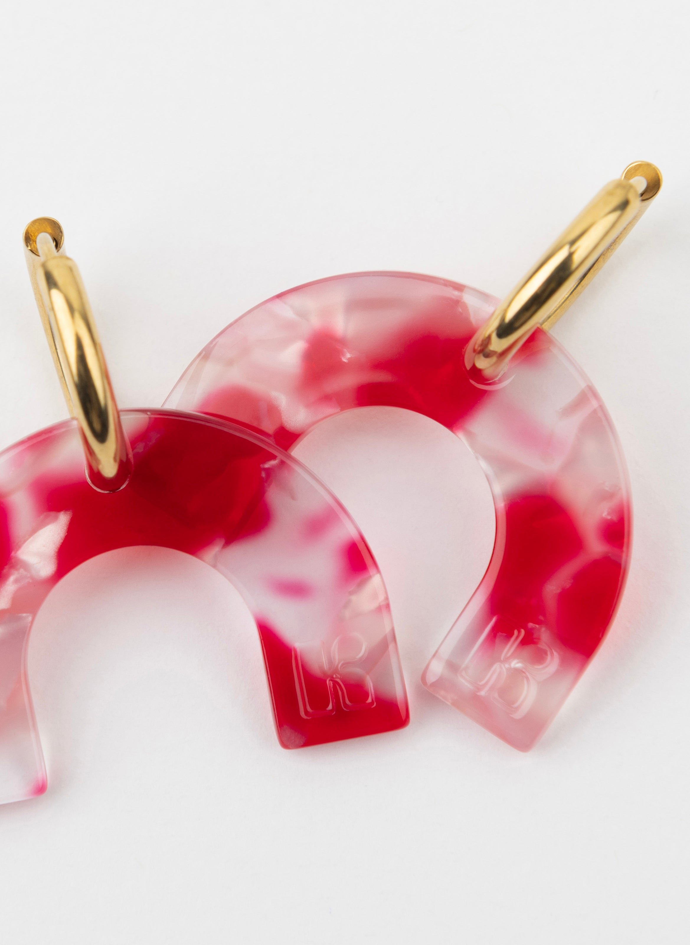 Boucles d'oreilles arc-en-ciel avec anneaux en acier inoxydable argenté KURAGE GINZA Rouge