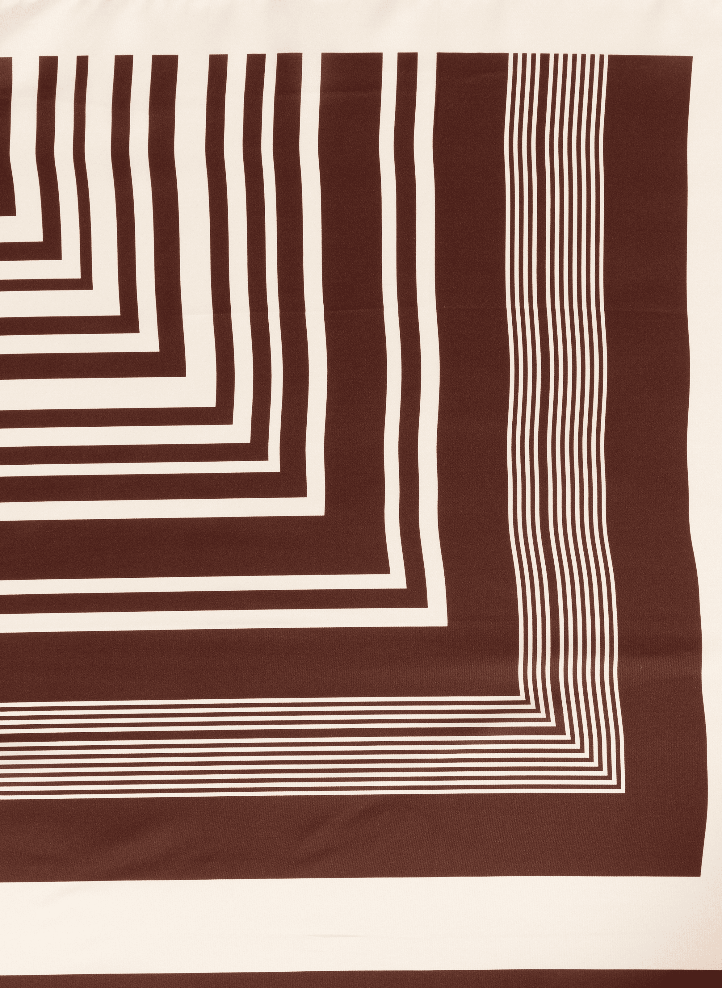 Carré de soie imprimé SAISON 1865 Marron