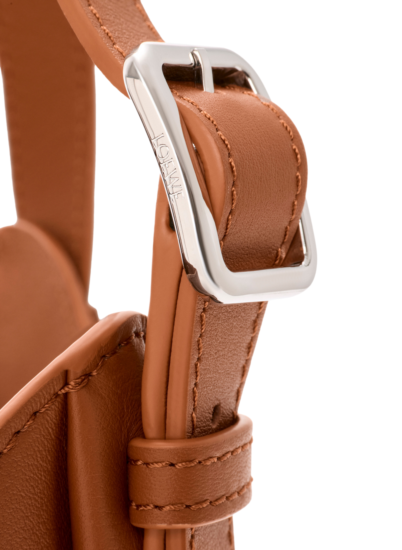 Sac Hammock Flip en cuir de veau classique LOEWE Beige