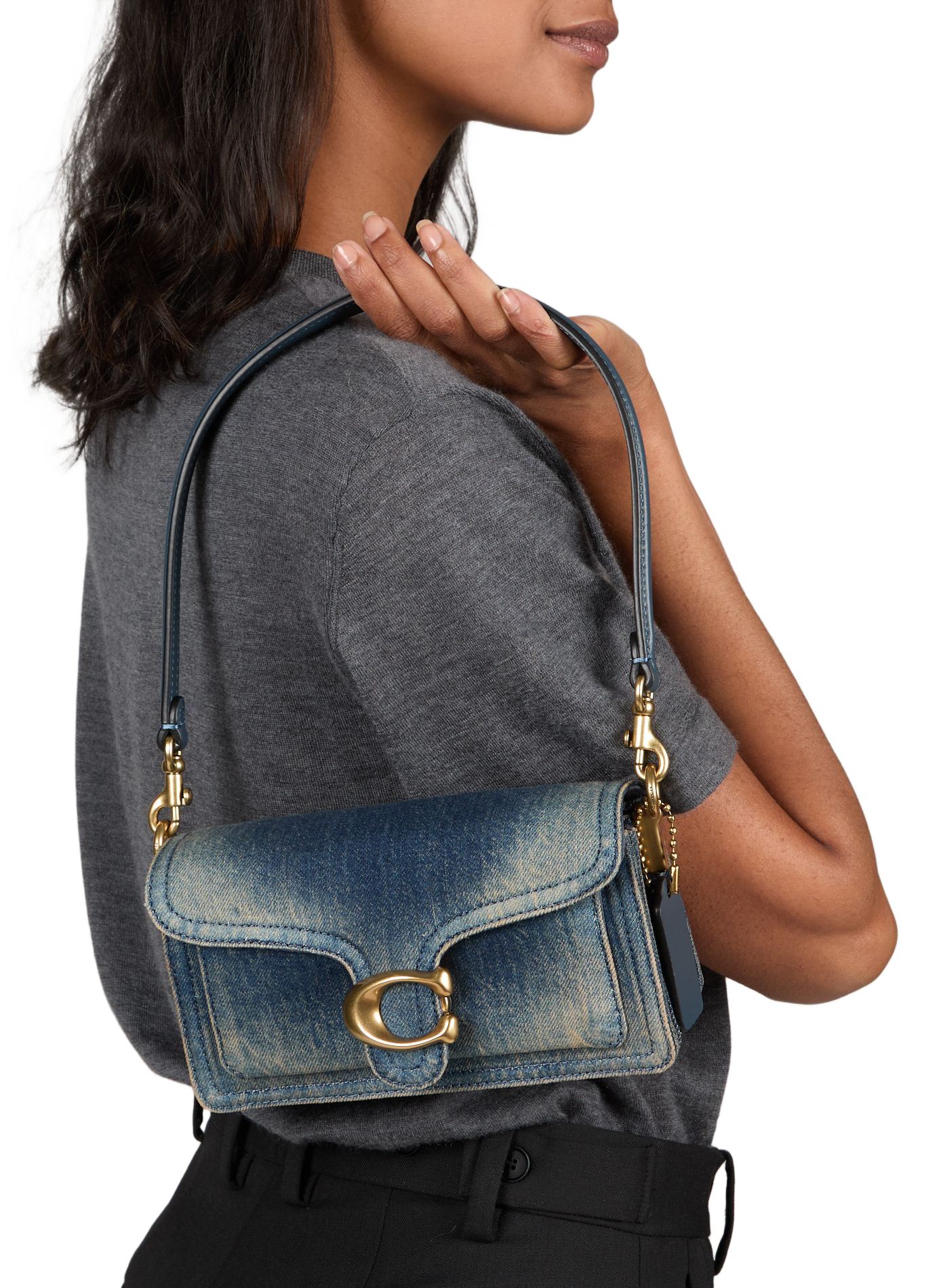 Sac épaule Tabby 20 en denim de coton régénéré COACH Bleu