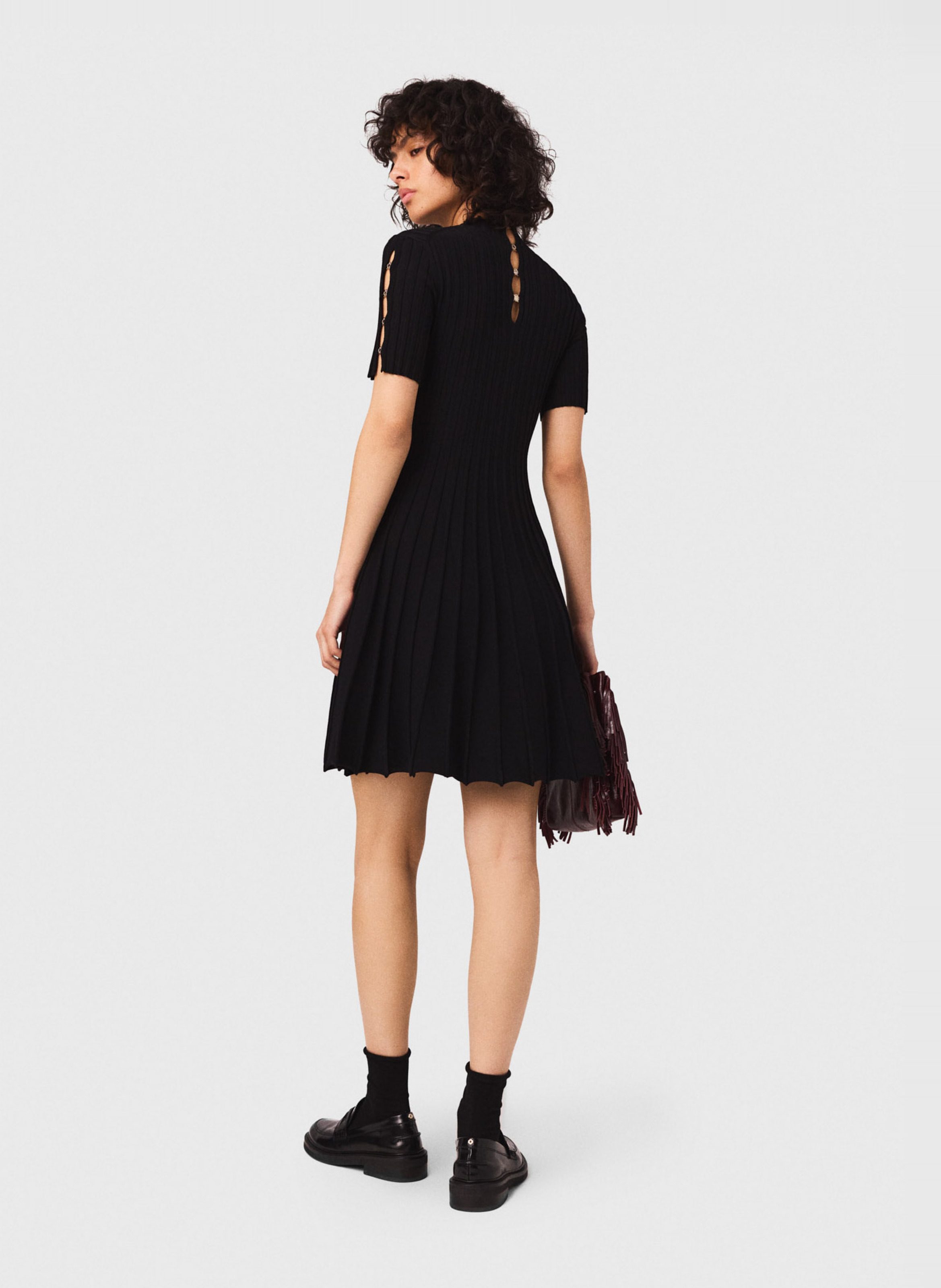 Robe courte patineuse à détails boutons Noir