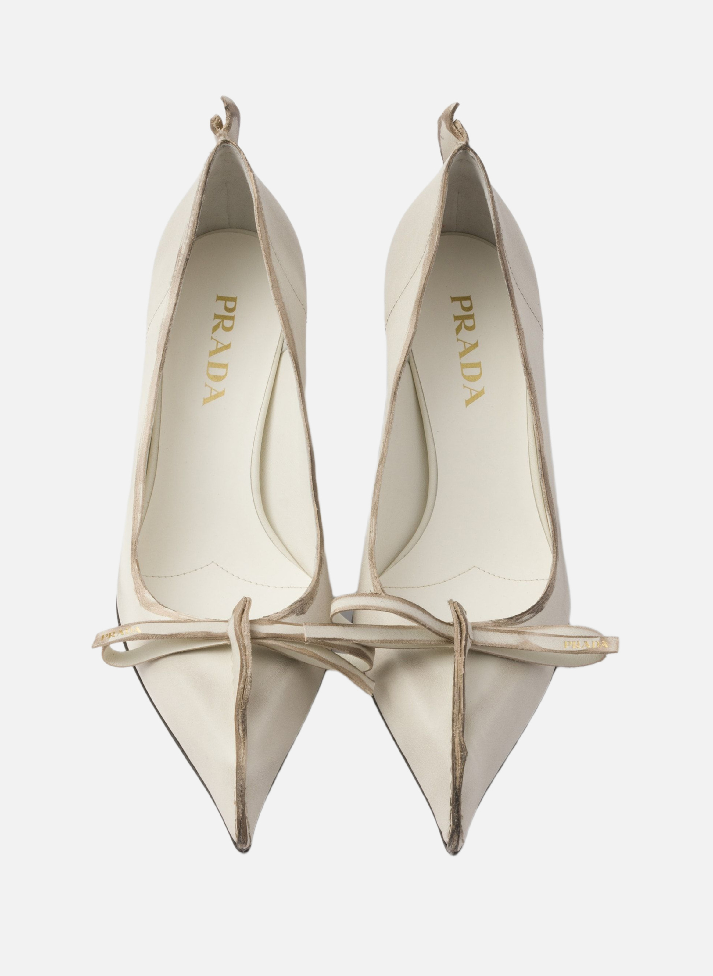 Escarpins en cuir vieilli PRADA Beige