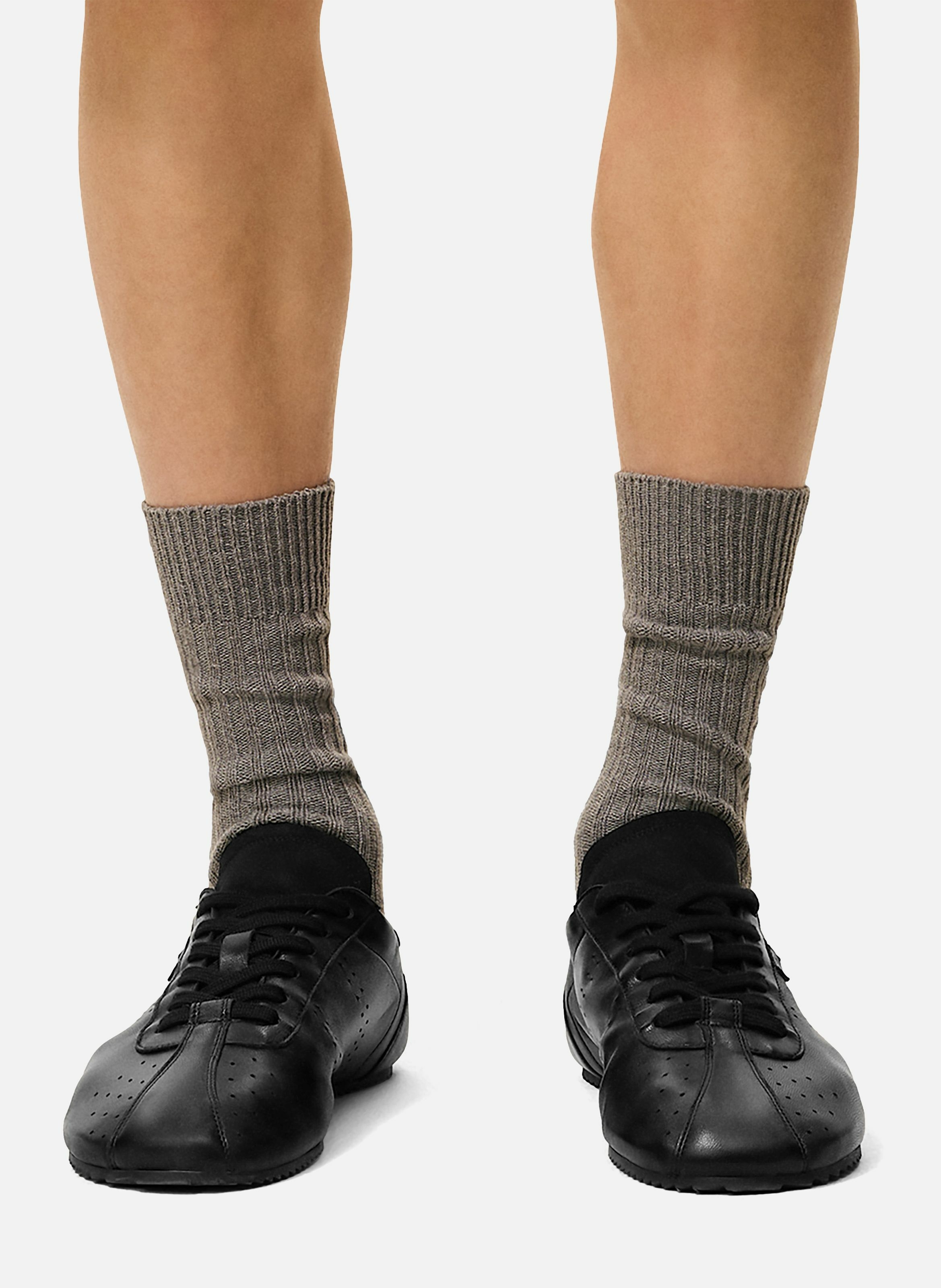 Baskets soft basses en cuir lisse unisexes AMI PARIS Noir