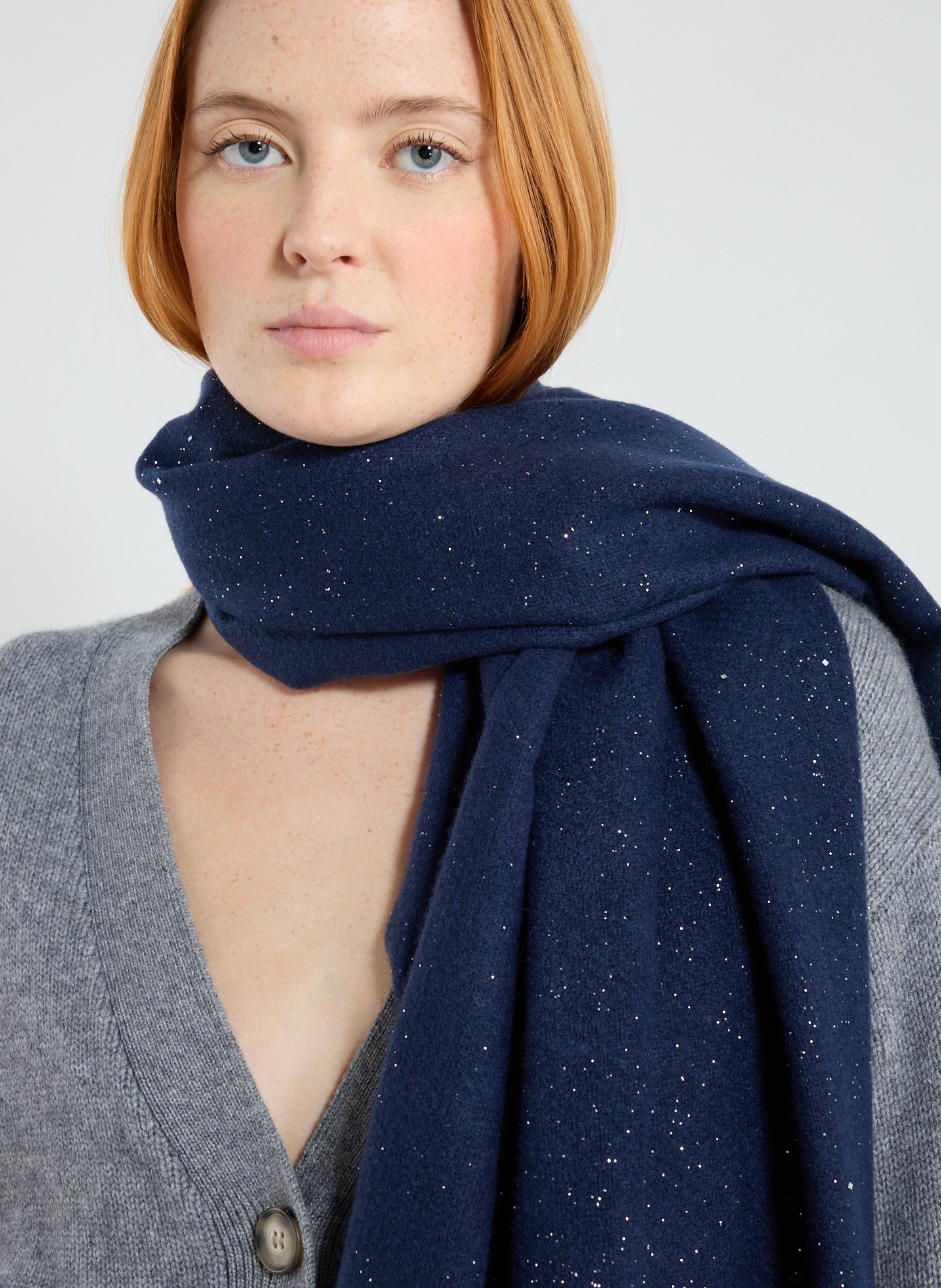 Etole pailletée AU PRINTEMPS PARIS Bleu