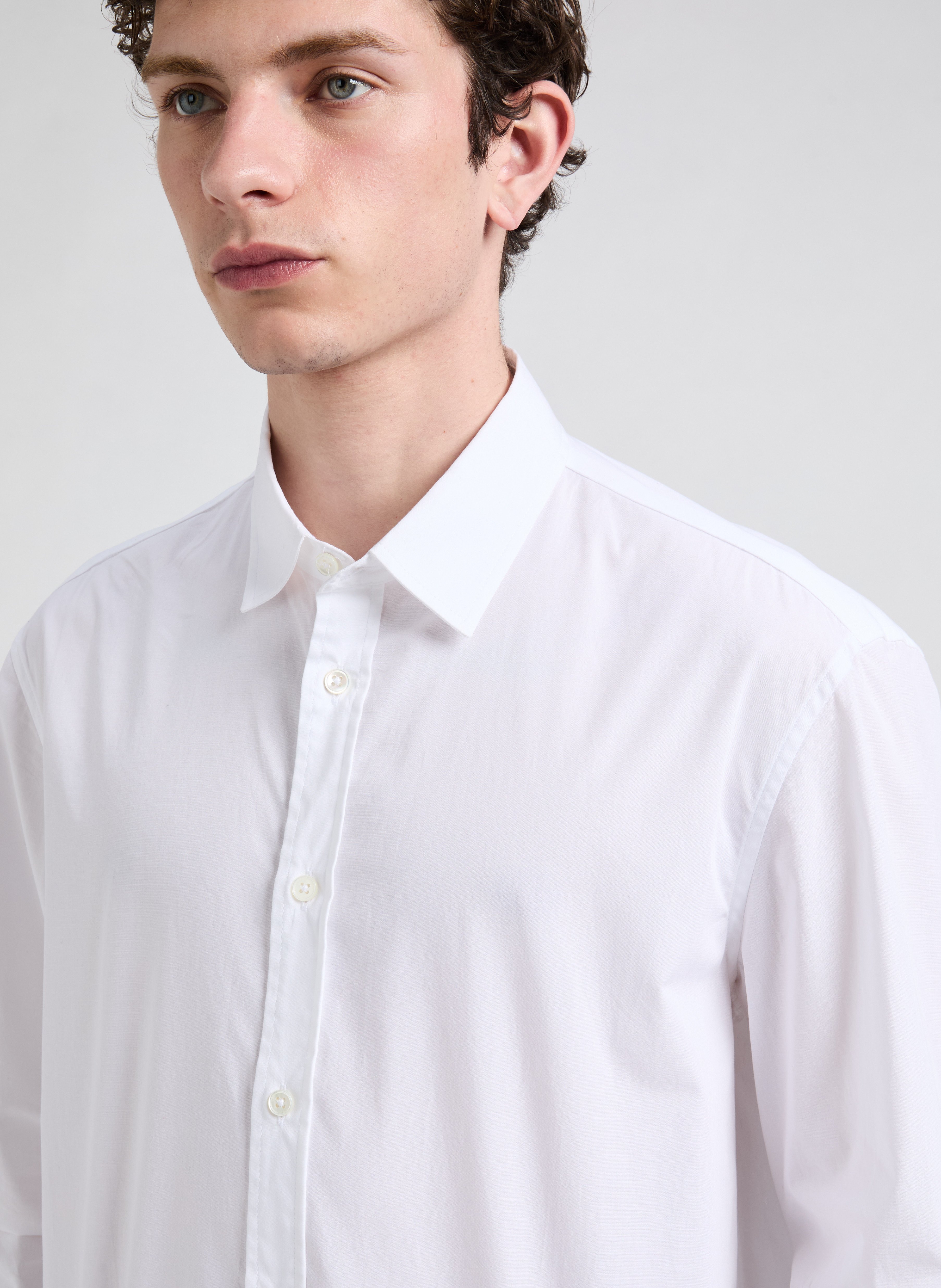 Straight shirt with concealed buttons Krave AU PRINTEMPS PARIS White