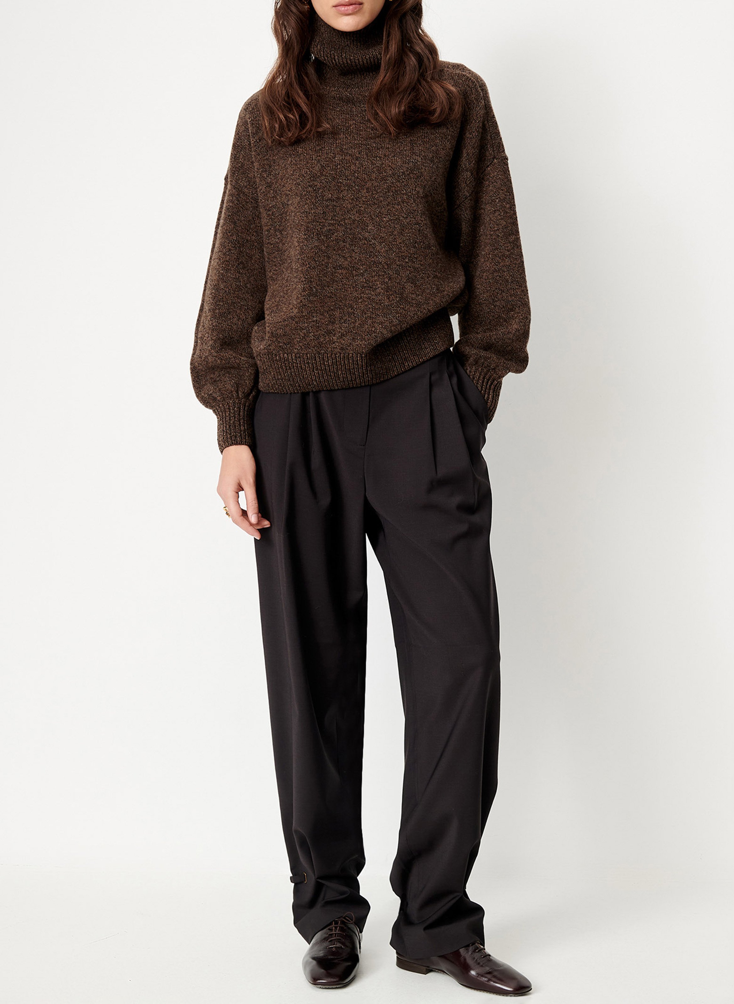 Pull oversize col roulé en laine et cachemire niko SESSUN Marron