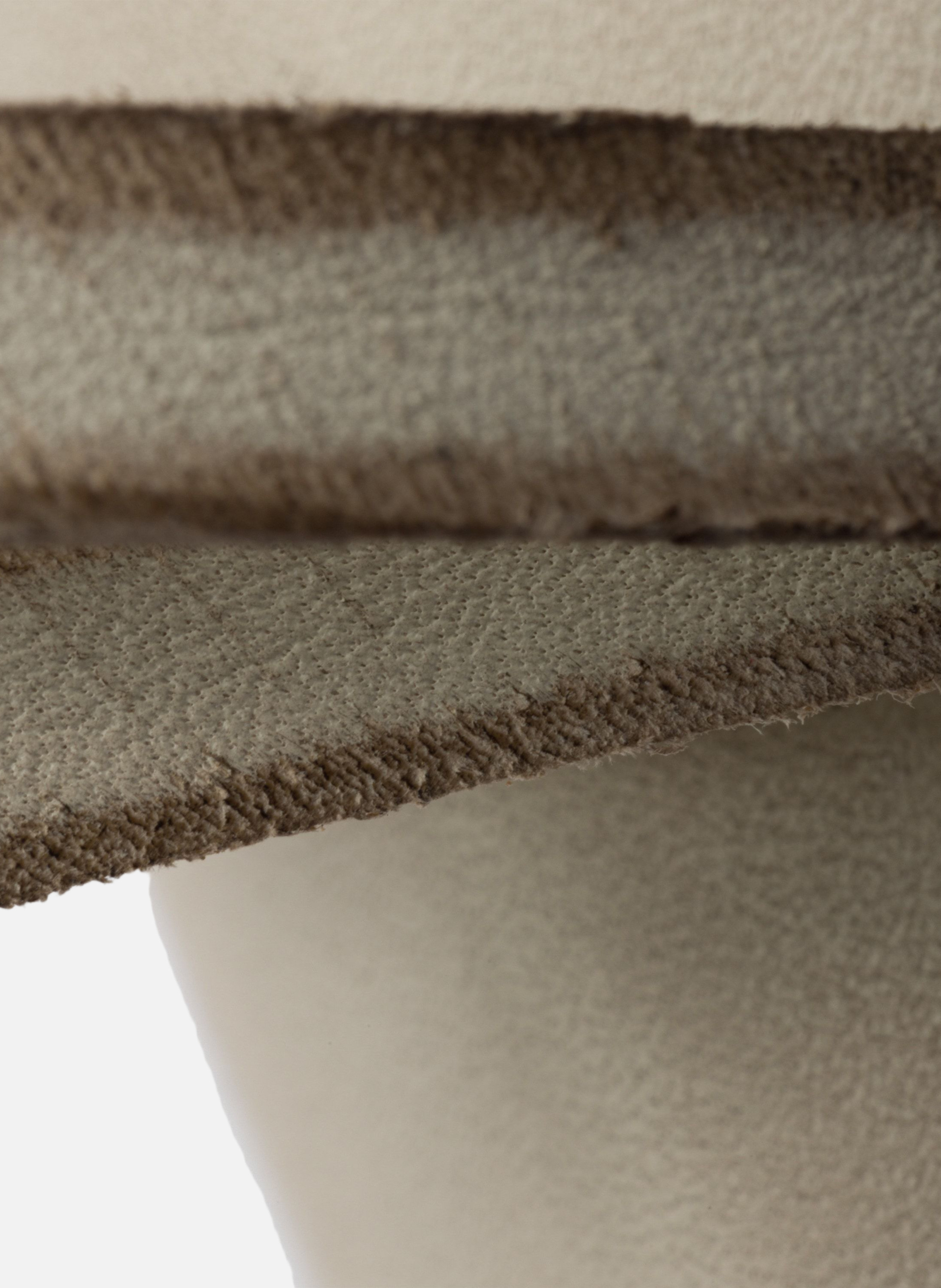 Escarpins en cuir vieilli PRADA Beige