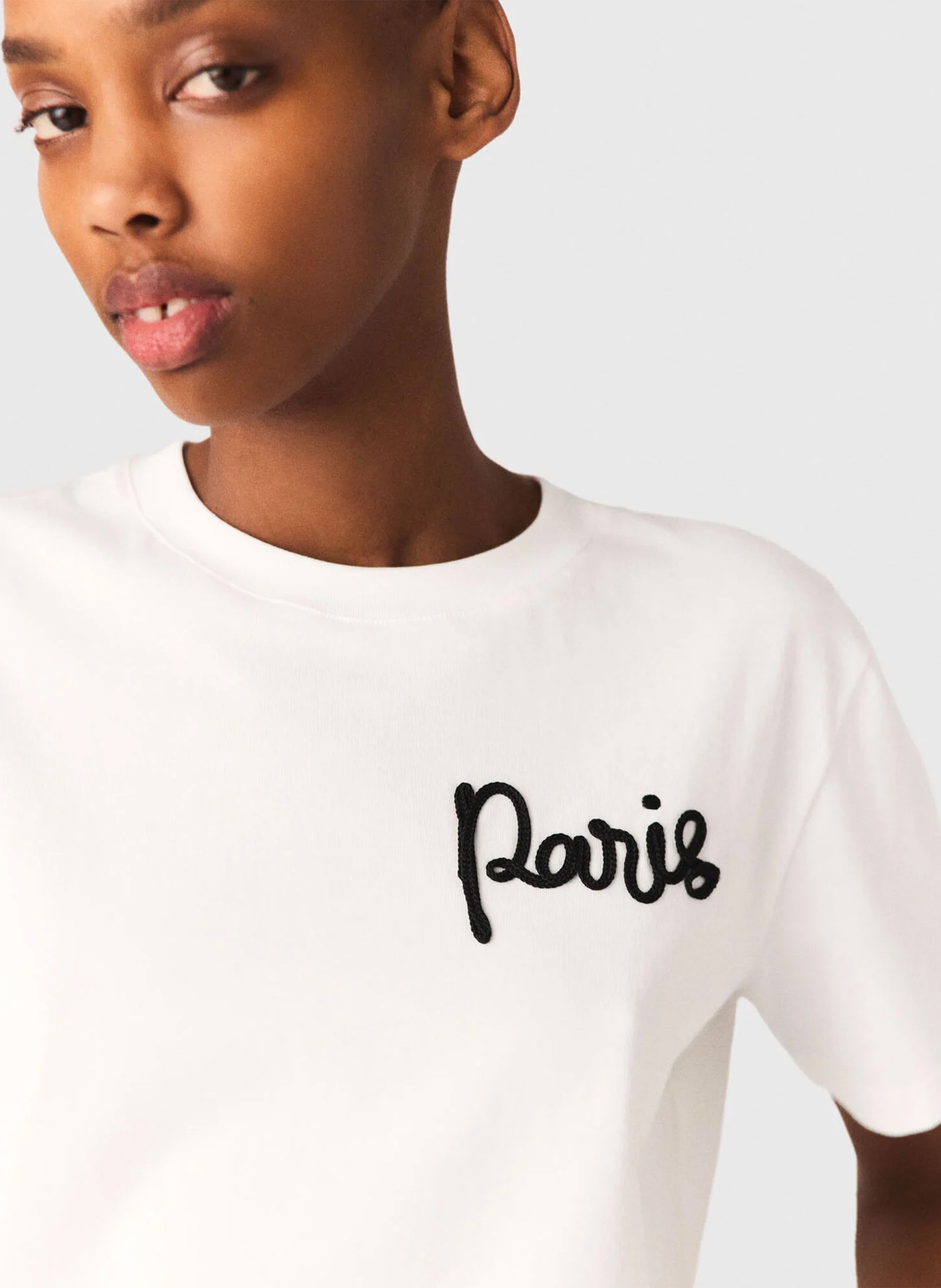 Tee-shirt droit à broderie en coton MAJE Blanc