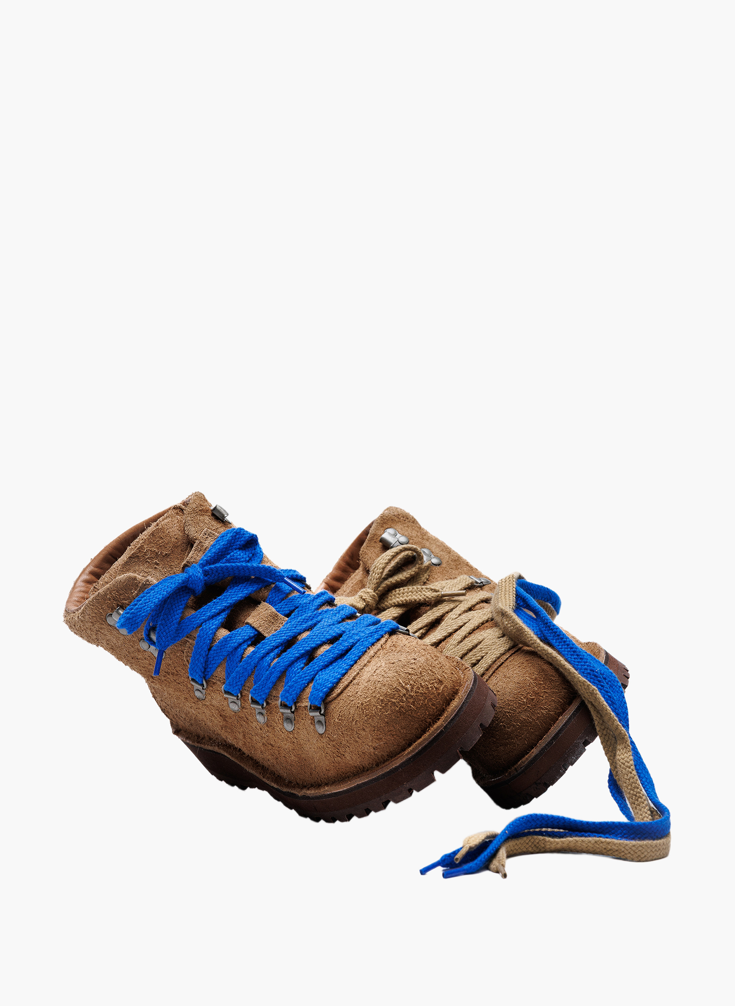Bottines arctic en daim NAKED WOLFE Beige