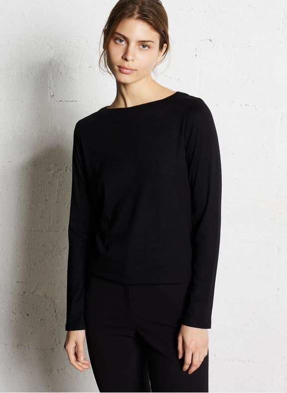 Tee-shirt droit col rond tanguy Noir by MAISON 123 MAISON 123 Tee-shirt droit col rond tanguy Noir