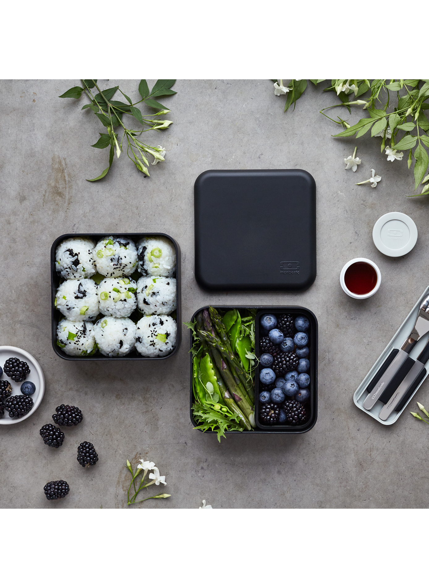 Boîte à repas Square à 2 étages hermétiques 1,7L MONBENTO Noir