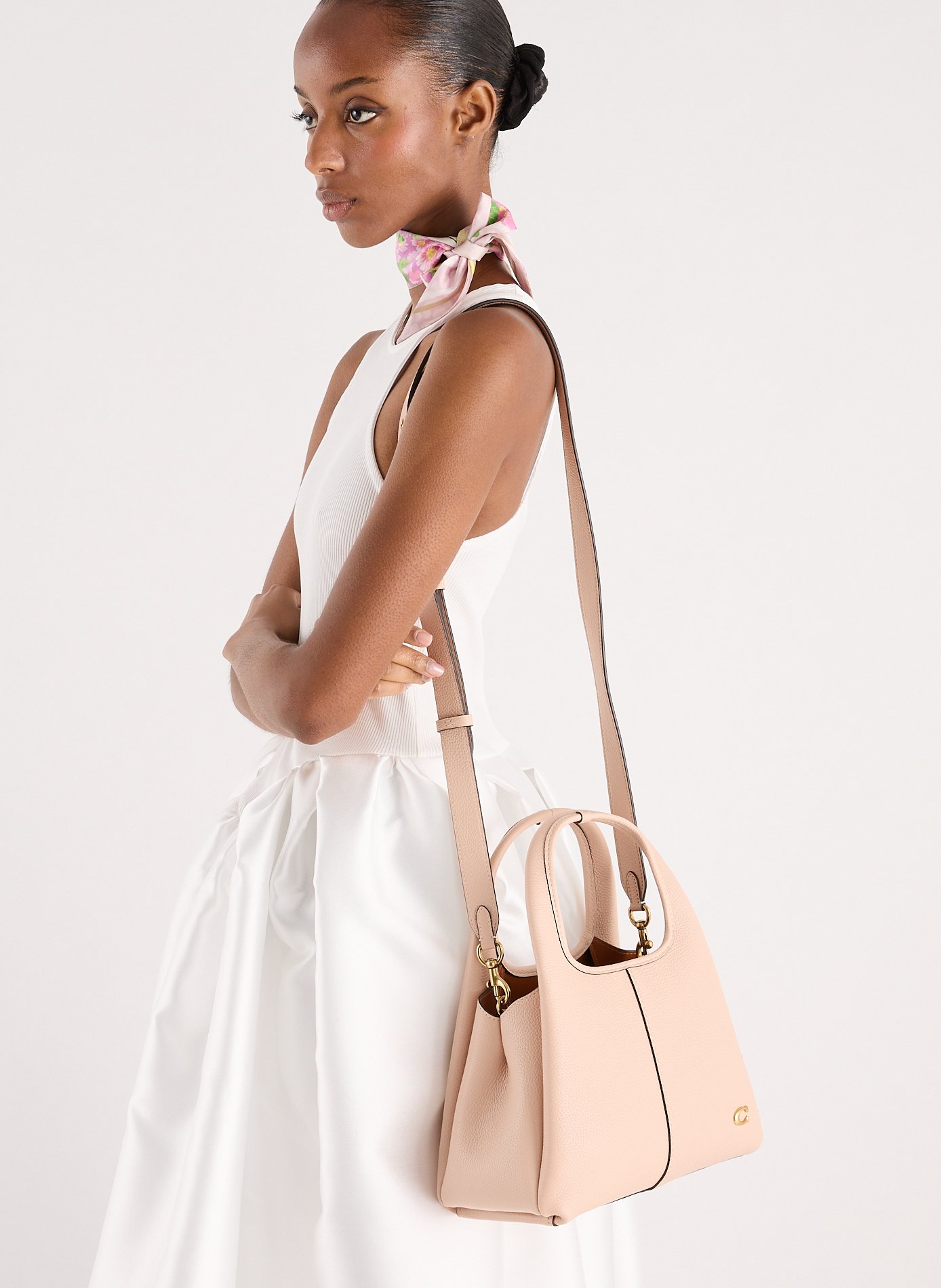 Sac à main en cuir Lana COACH Beige