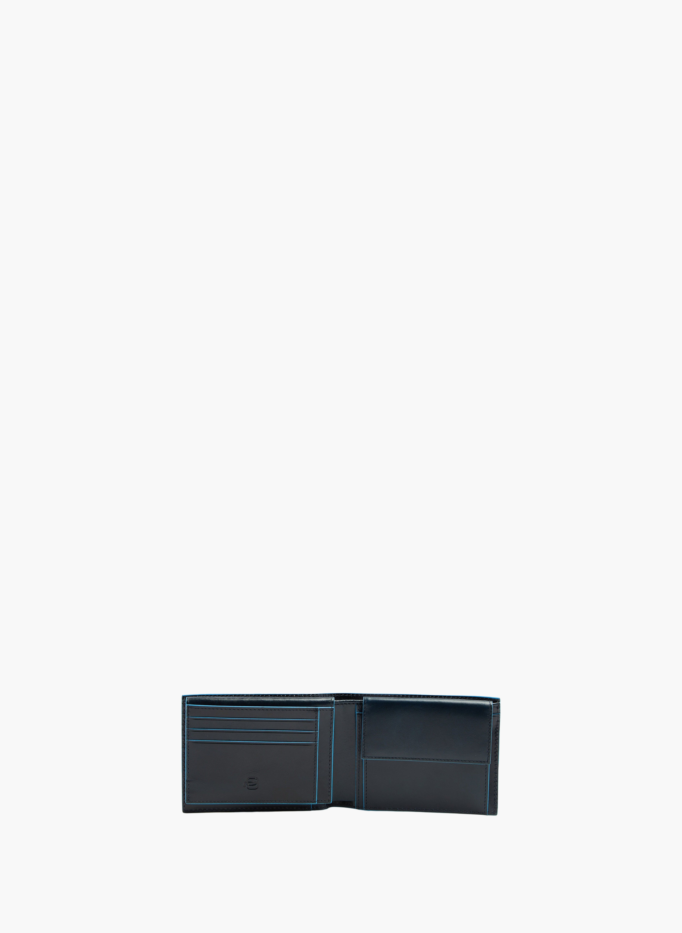 Men’s wallet with flip up id window PIQUADRO Blue