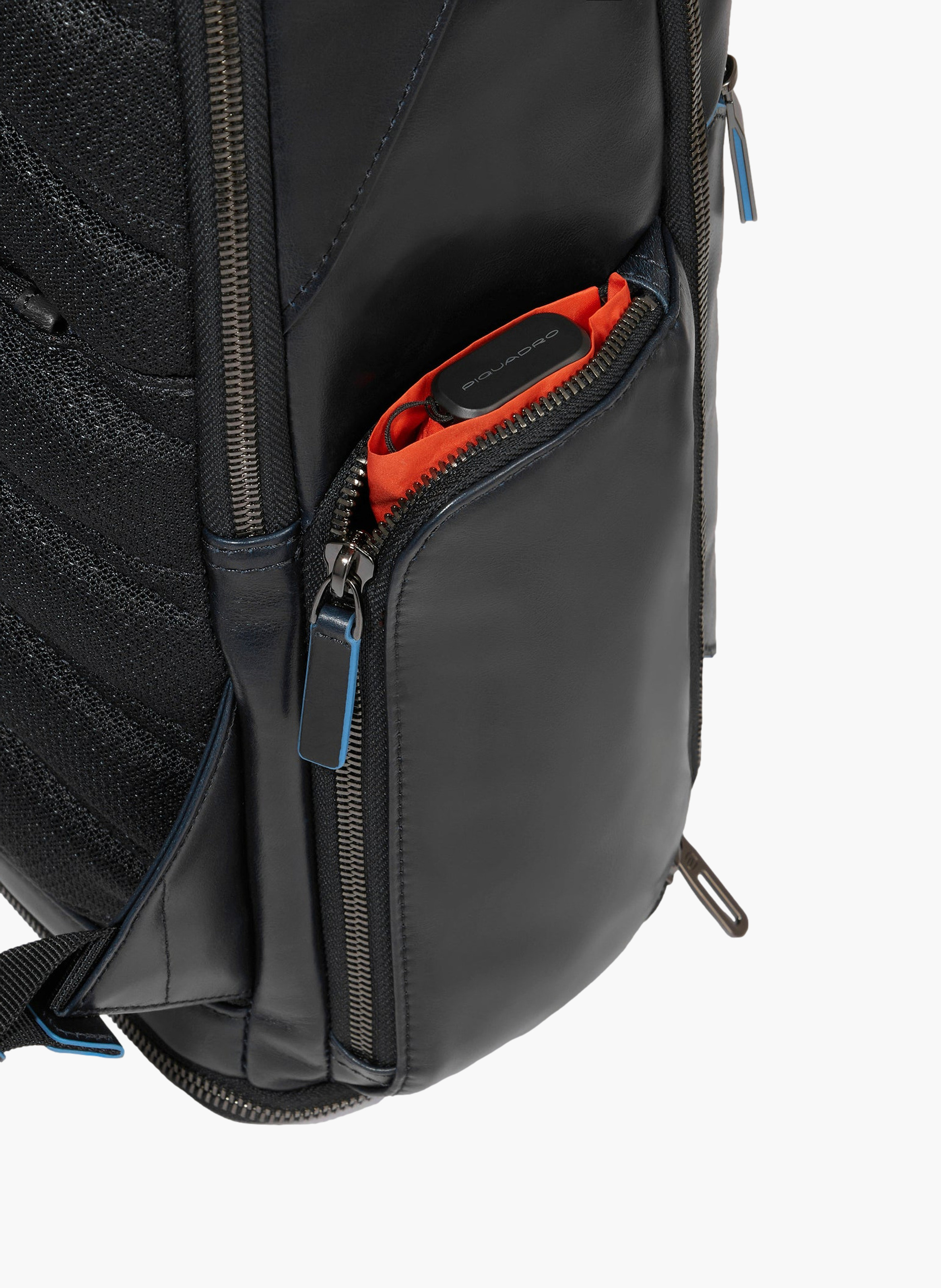 Sac à dos pour ordinateur 15,6" personnalisable PIQUADRO Bleu
