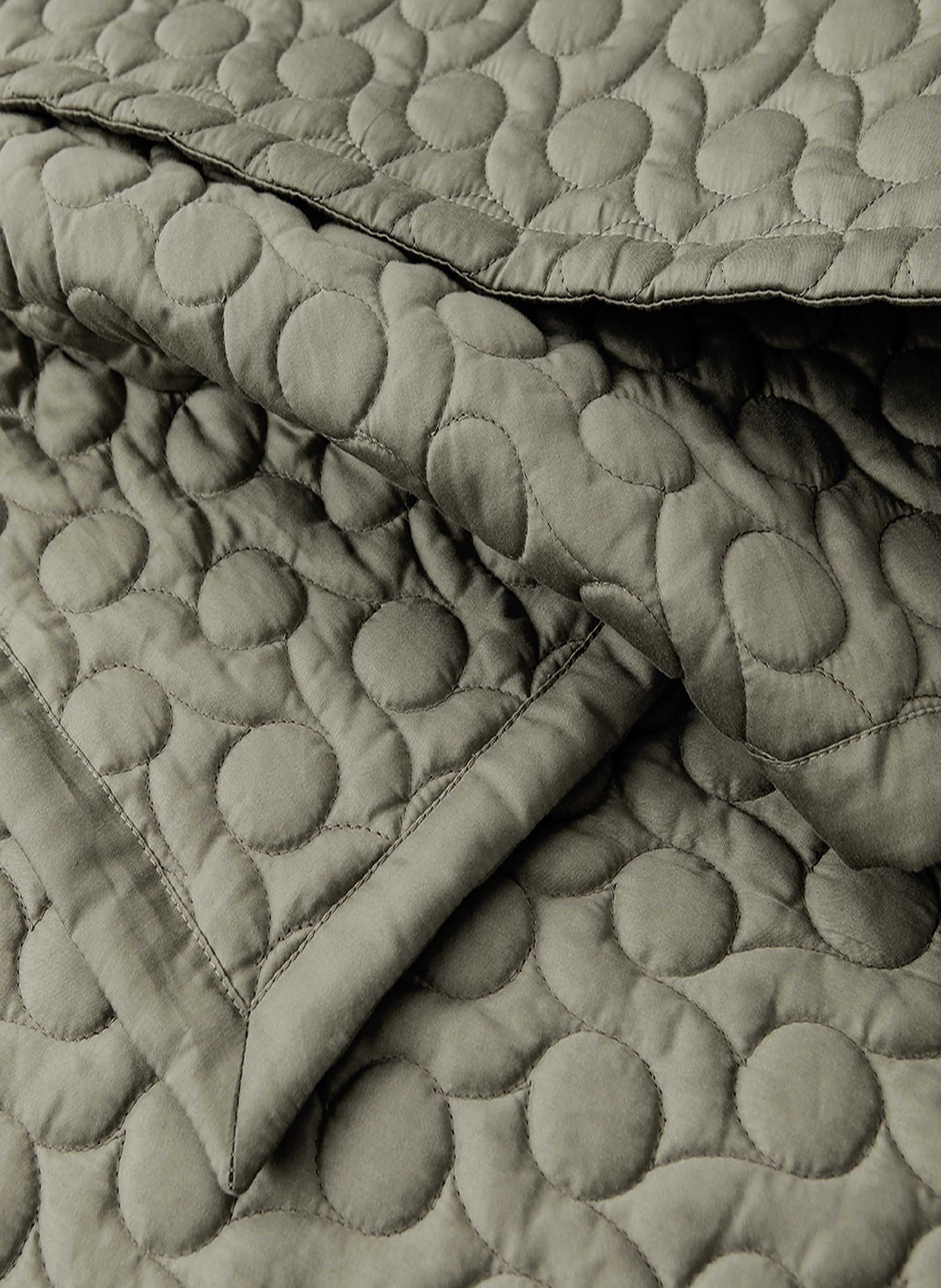 Couvre-lit matelassé uni en satin de coton bio, poesie ALEXANDRE TURPAULT Vert