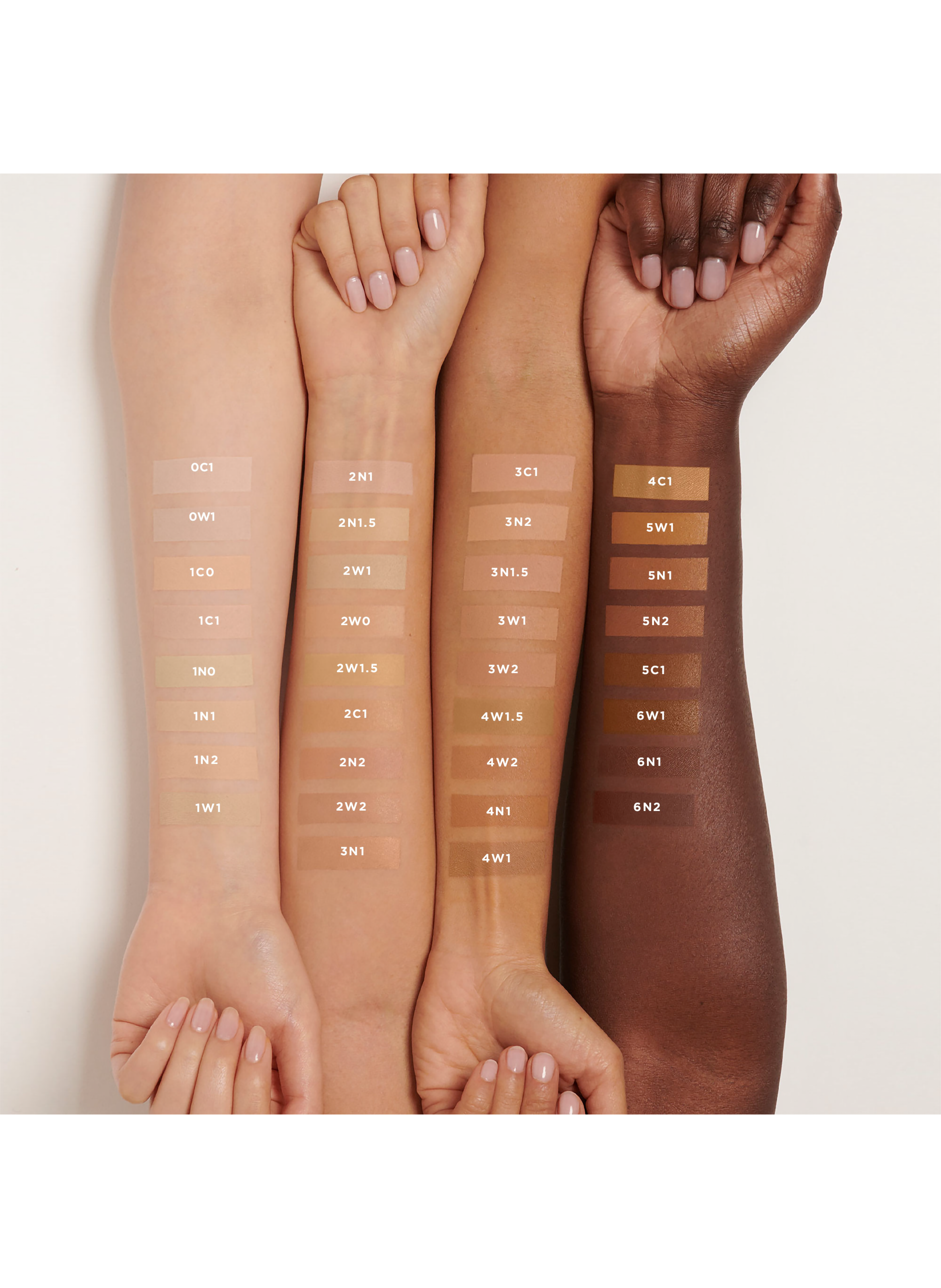 Flawless Lumière Radiance-Perfecting Foundation LAURA MERCIER Golden