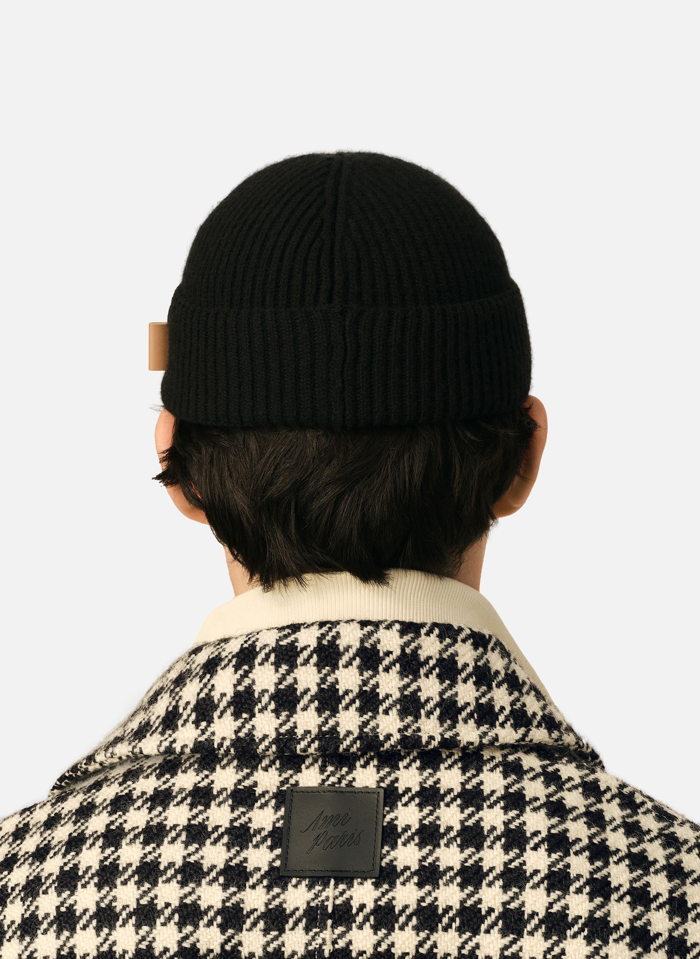 Bonnet etiquette cuir ami unisexe en laine AMI PARIS Noir