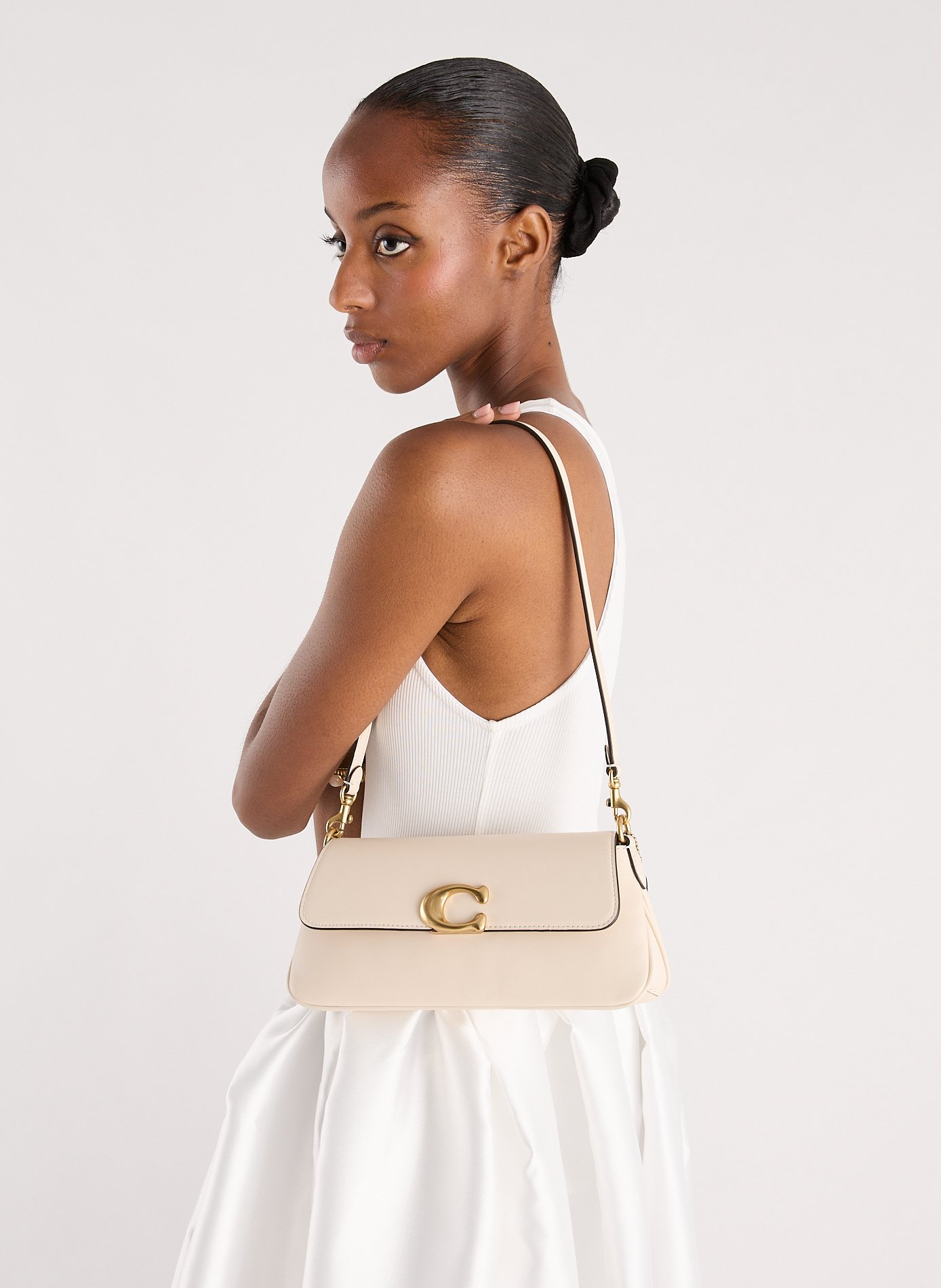 Jet leather handbag COACH Beige