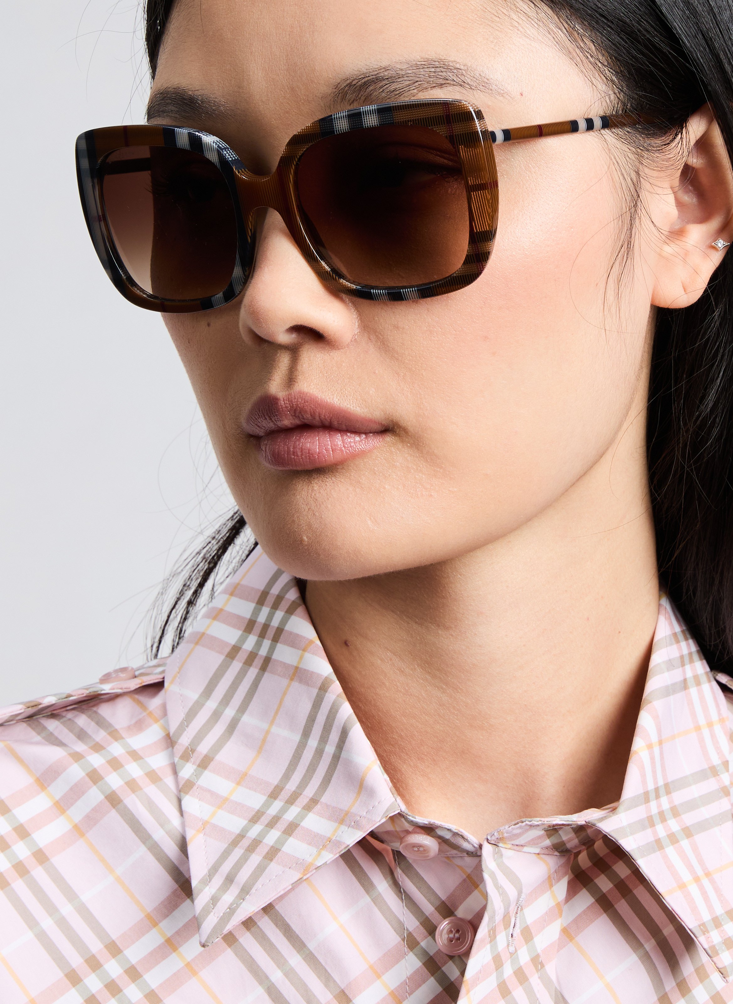 Lunettes de soleil BURBERRY No color