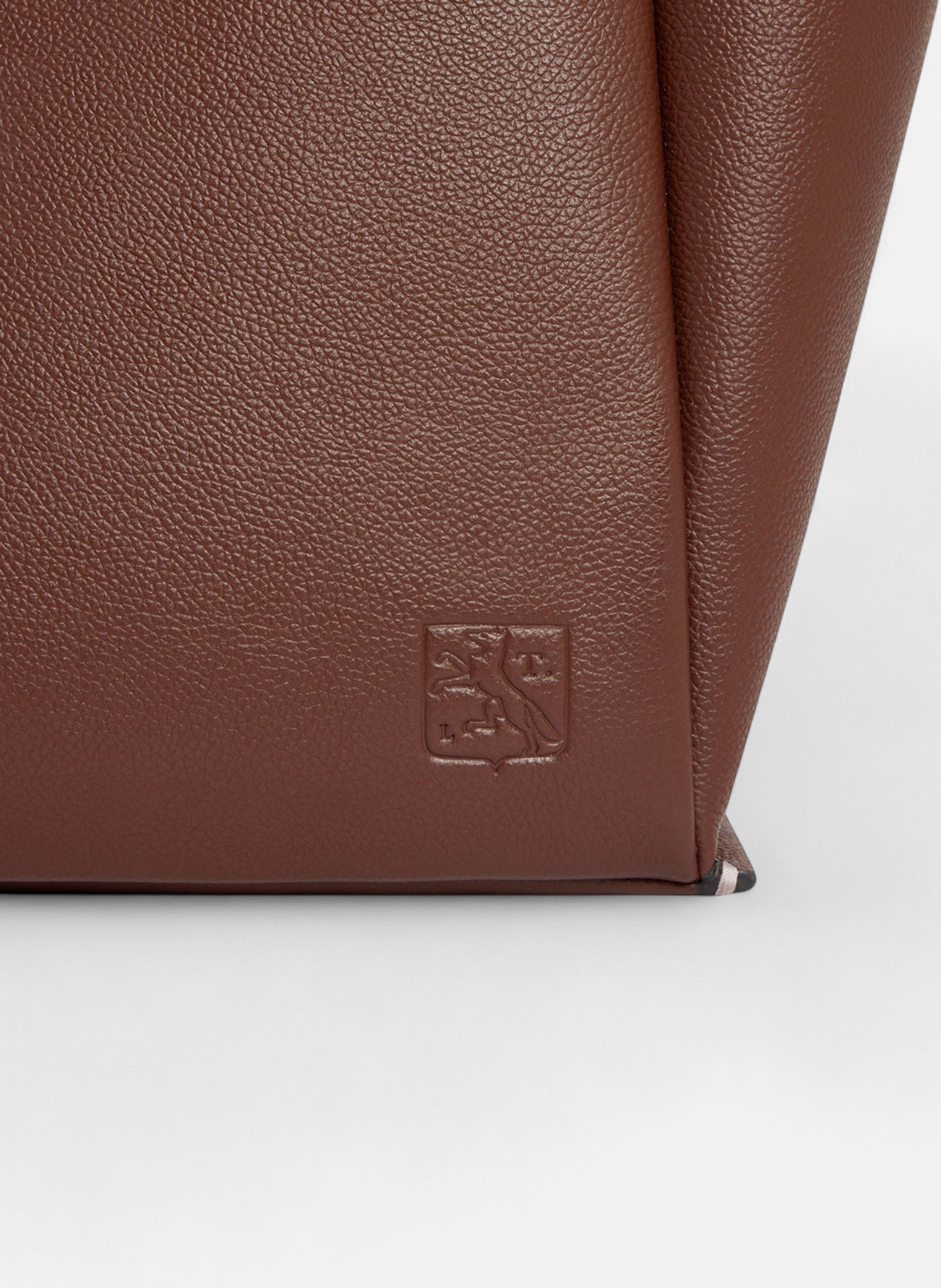 Grand sac cabas elena en cuir grainé Marron