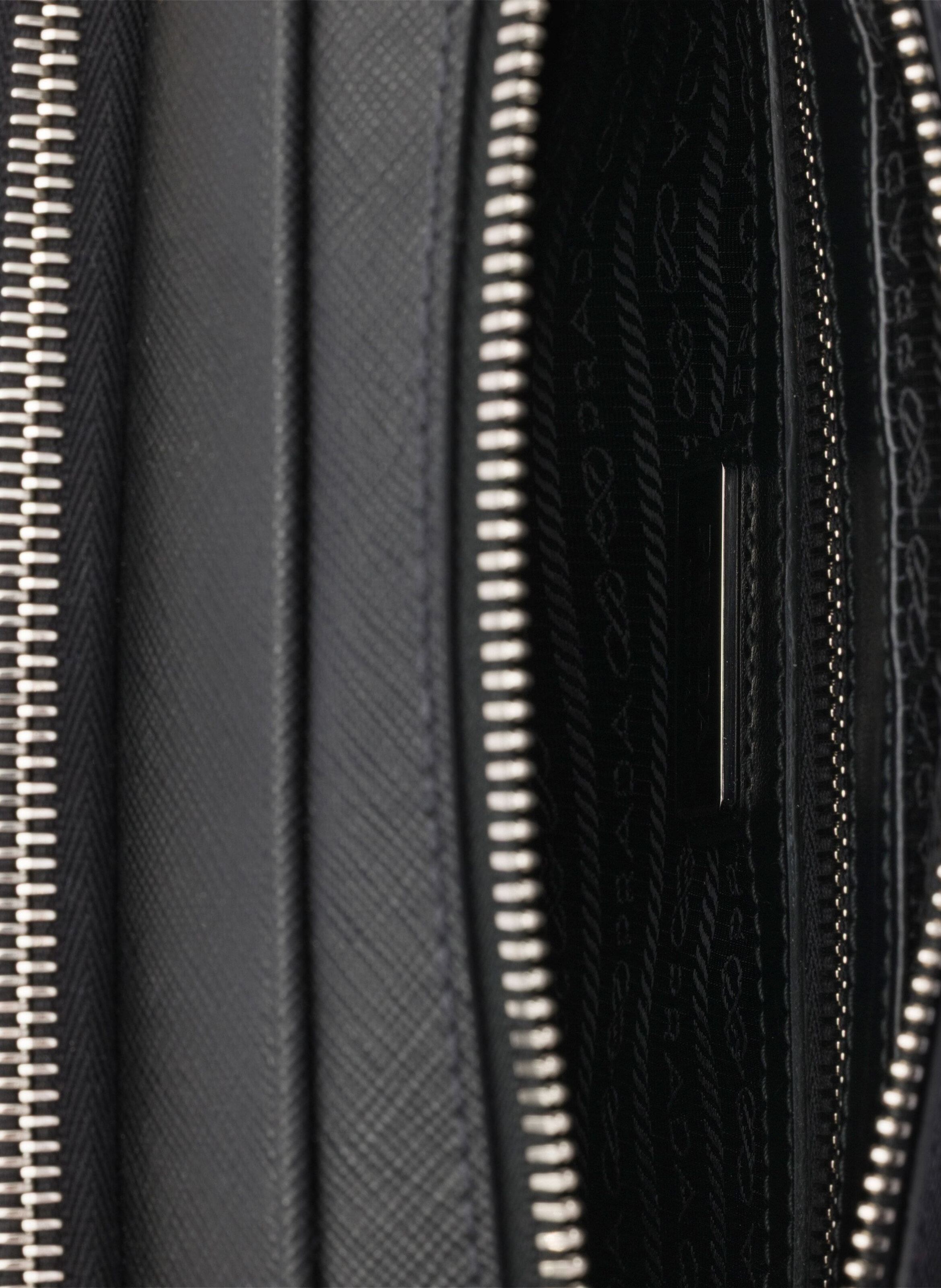 Sac porté épaule en cuir saffiano PRADA Noir