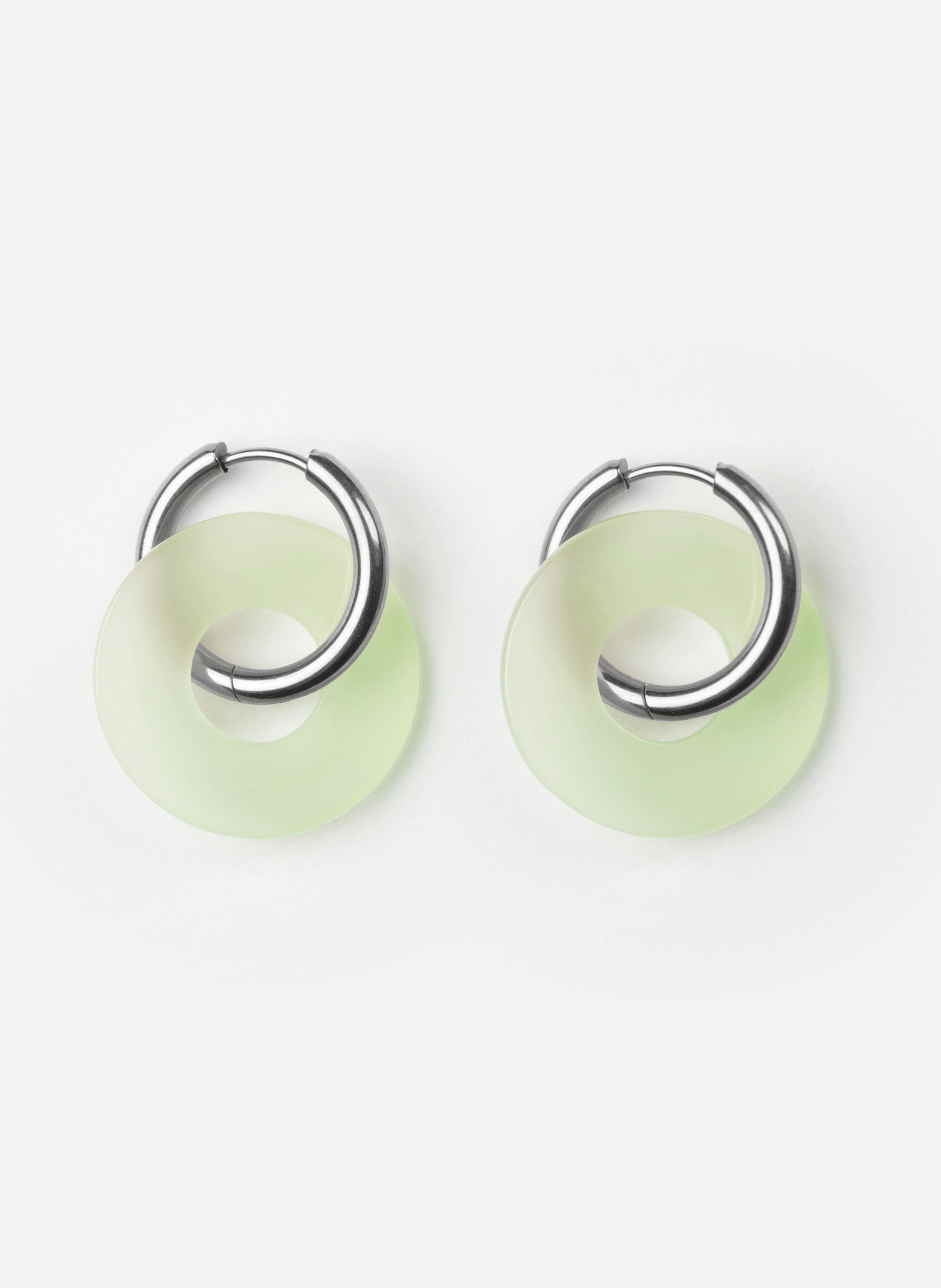 KURAGE GINZA Boucles d'oreilles donuts avec anneaux en acier inoxydable argenté Vert