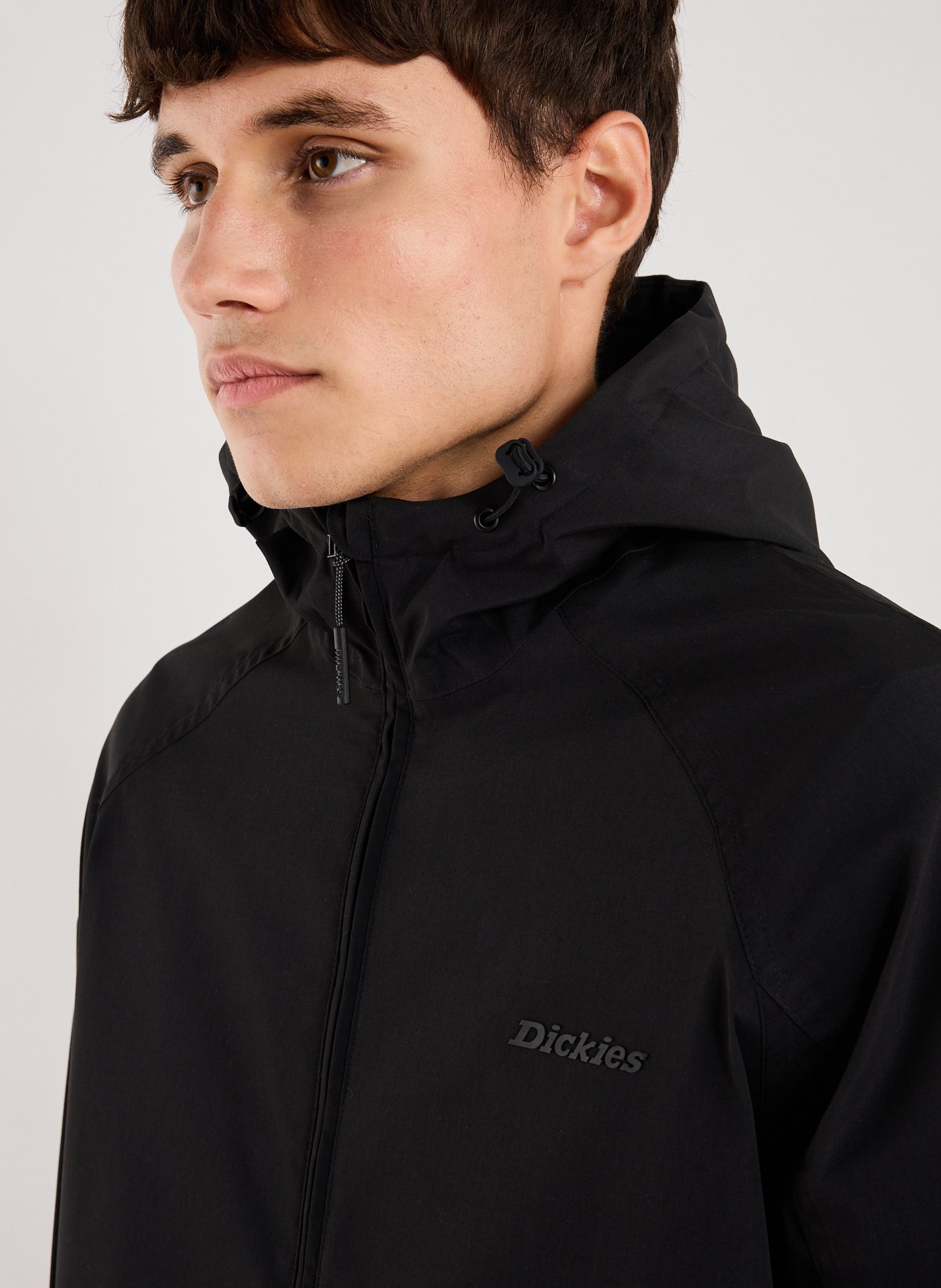 Recycled polyester-blend windbreaker jacket Black