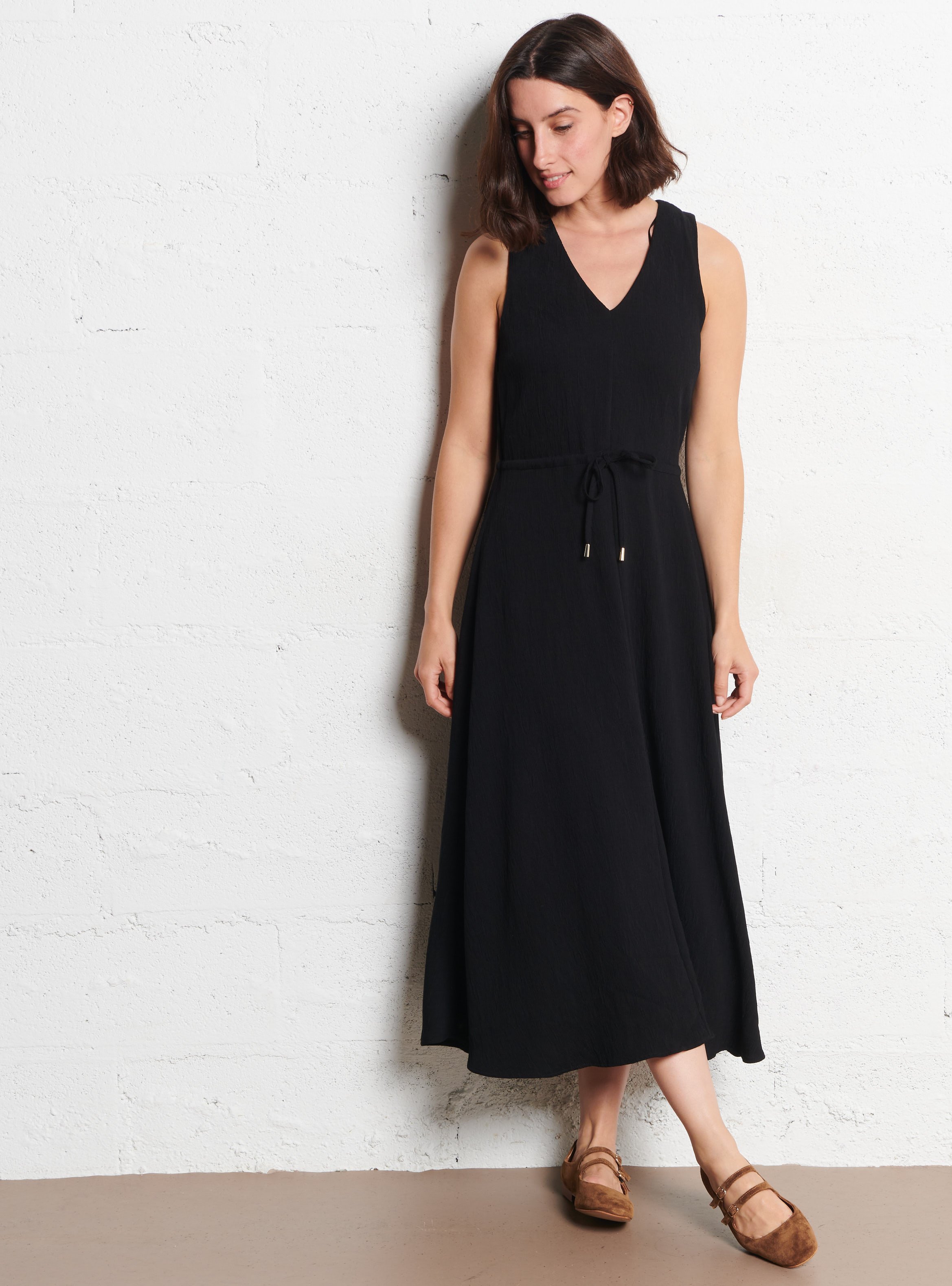 Robe midi col v riviana MAISON 123 Noir