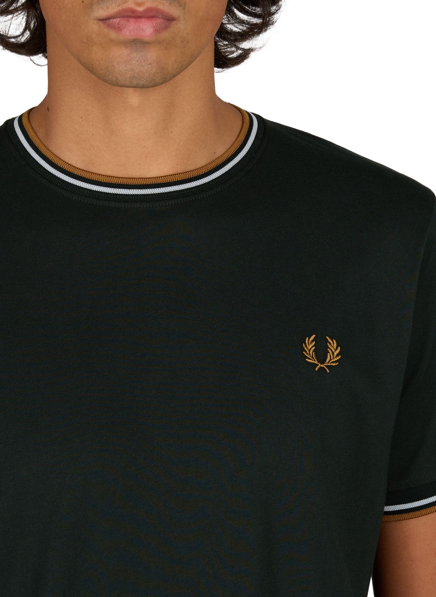 Einfarbiges T-Shirt mit Rundhalsausschnitt aus Baumwolle. FRED PERRY Grun
