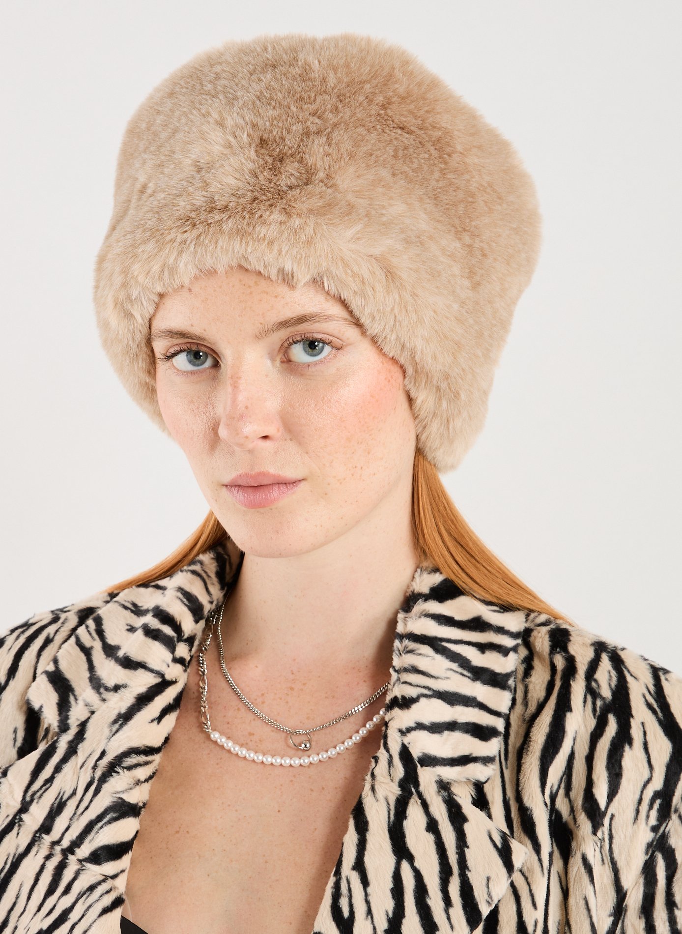 Faux fur hat AU PRINTEMPS PARIS Beige