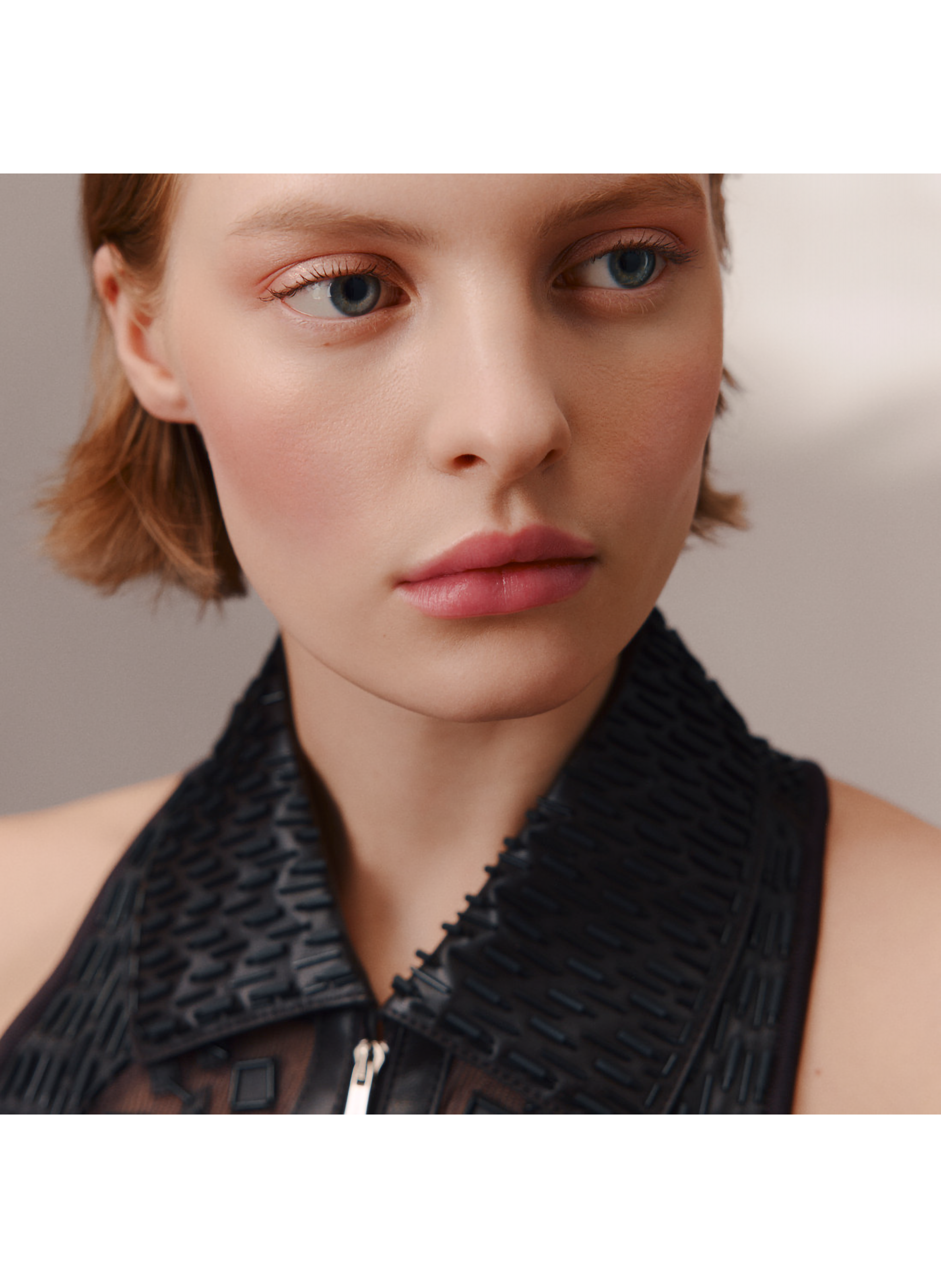 Silk Powder Rocabar, Natural Rosy Tan Finish, Limited Edition HERMÈS Rose