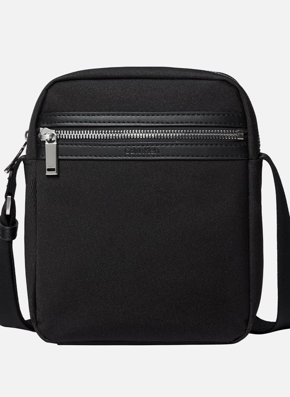 Pochette à bandoulière Noir by CALVIN KLEIN CALVIN KLEIN Pochette à bandoulière Noir