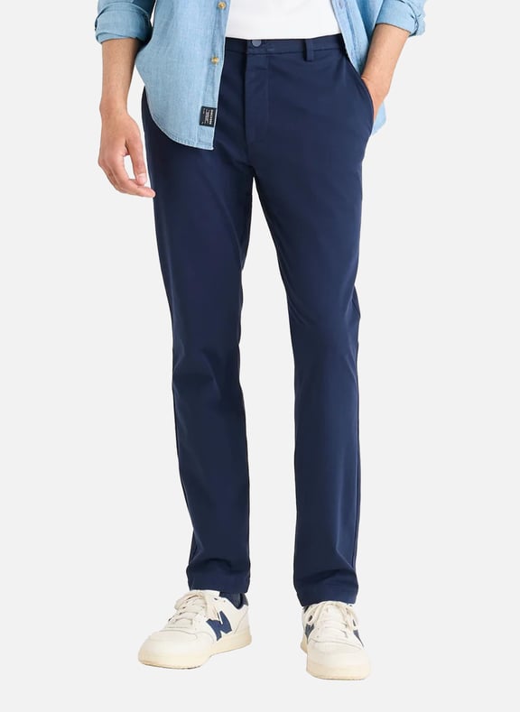 Pantalon chino en coton mélangé Bleu by DOCKERS DOCKERS Pantalon chino en coton mélangé Bleu